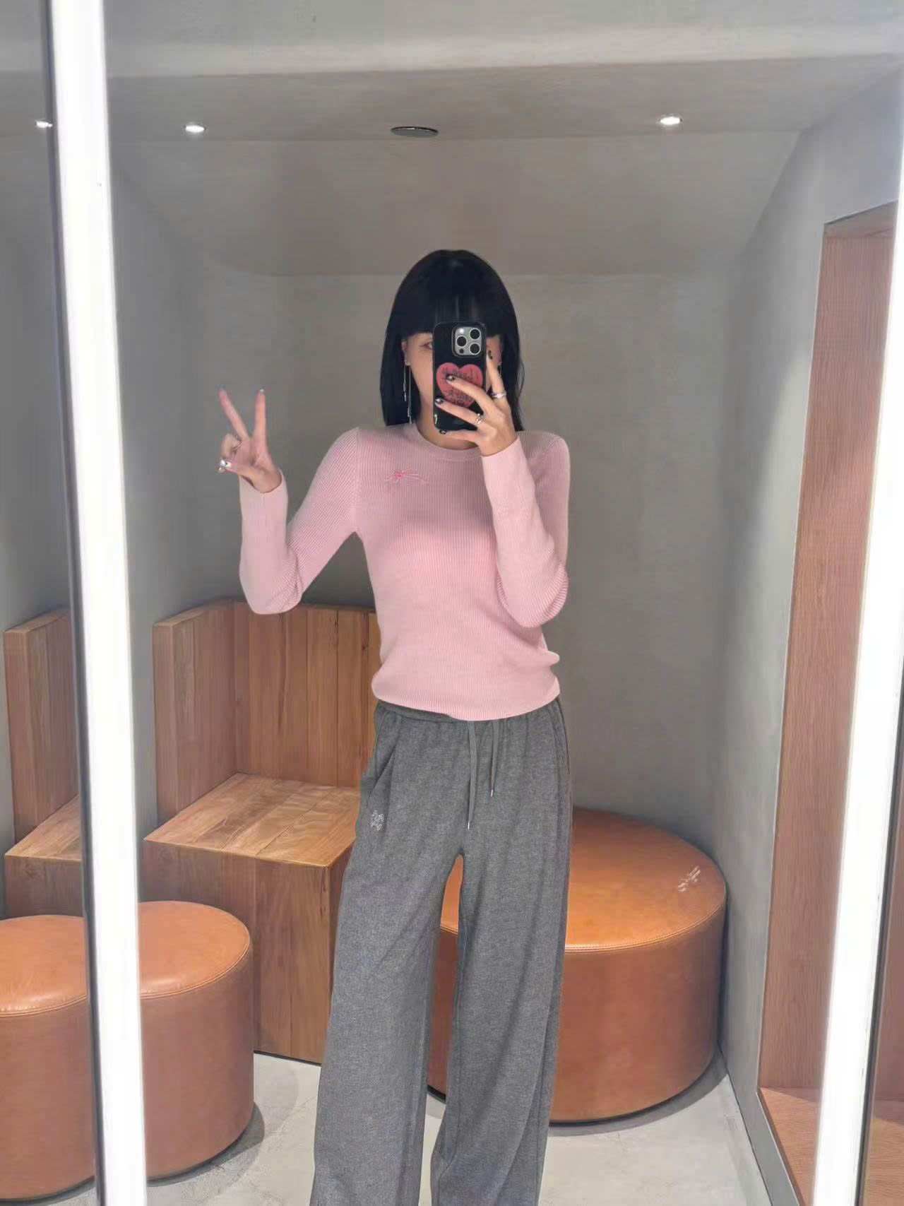  Áo len dài tay nơ hồng 