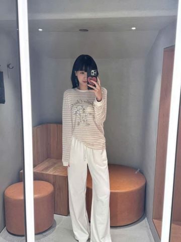  Áo dài tay kẻ nâu, ngực gấu ôm sao 