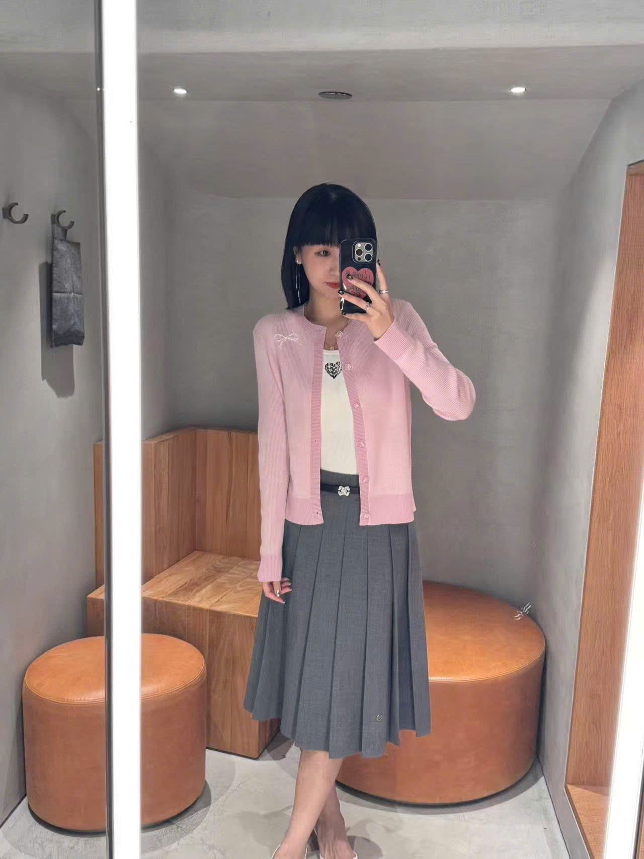  Áo CDG hồng nơ trắng 