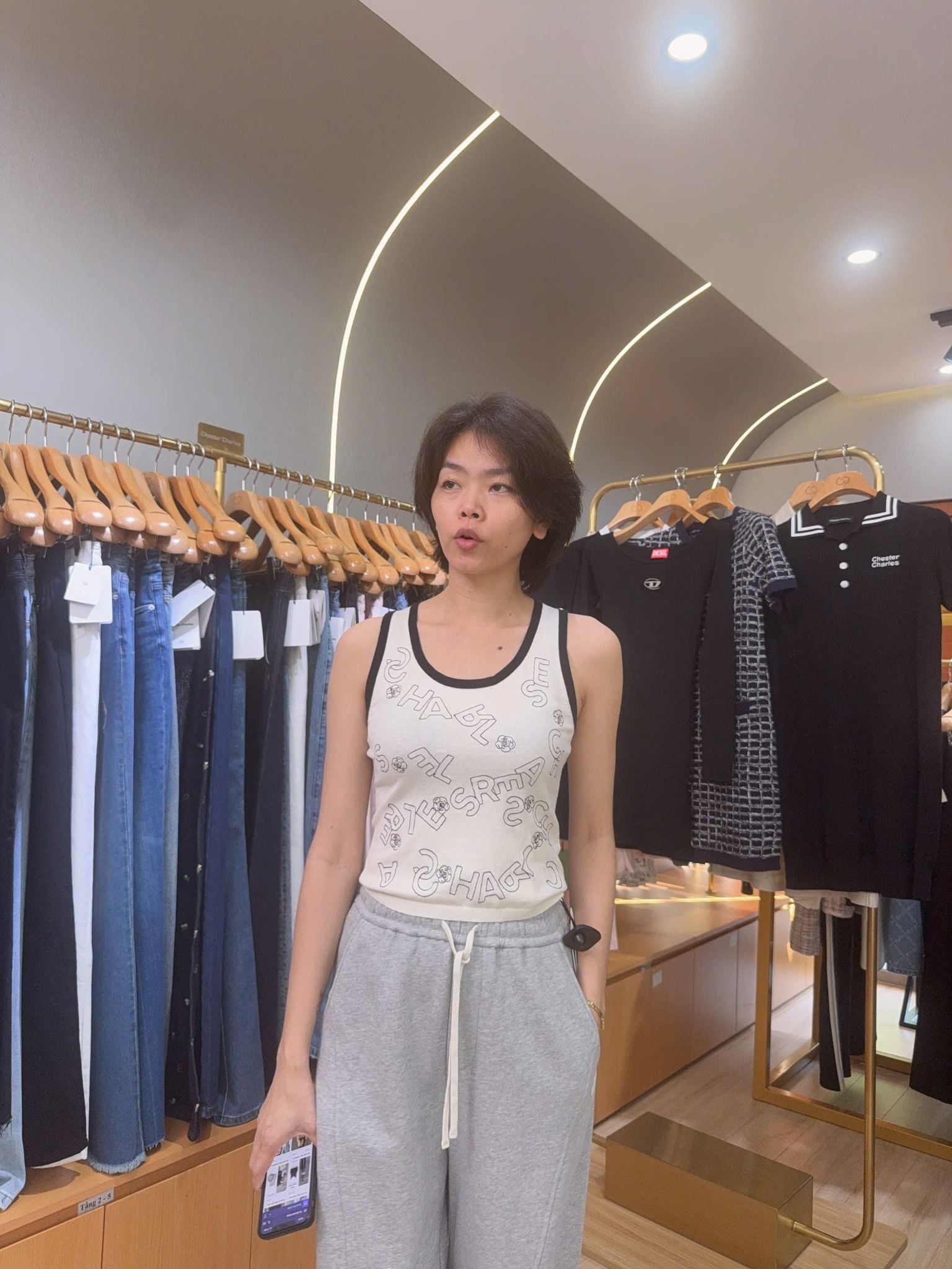  Quần nỉ xám - gấu trắng nhỏ 