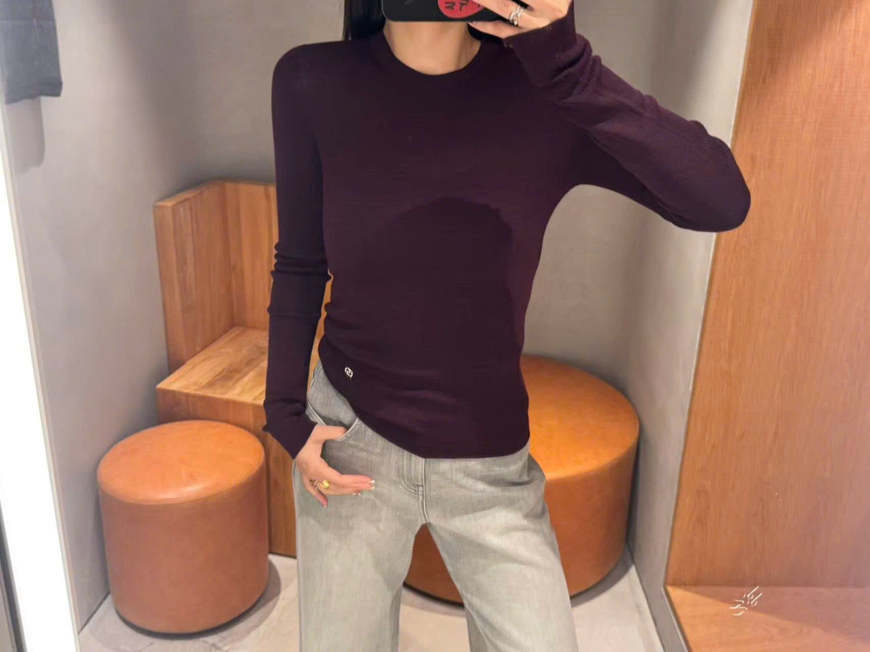  2.WOOL áo len màu đỏ đô dài tay 