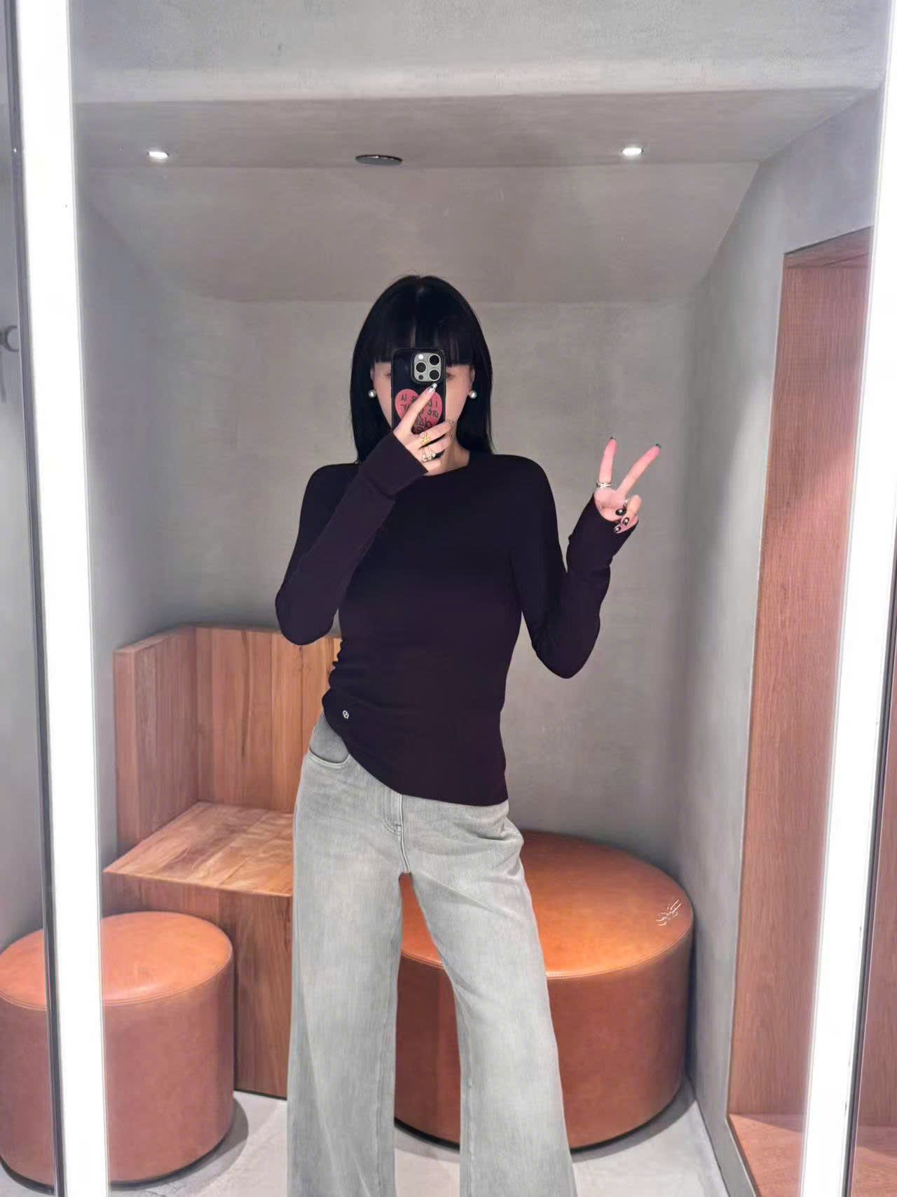  2.WOOL áo len màu đỏ đô dài tay 