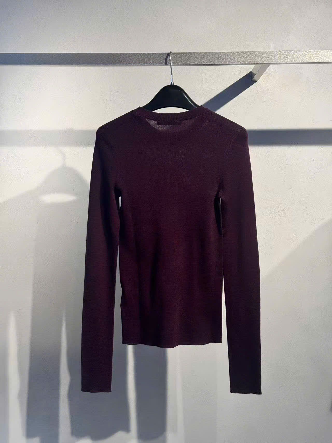  2.WOOL áo len màu đỏ đô dài tay 