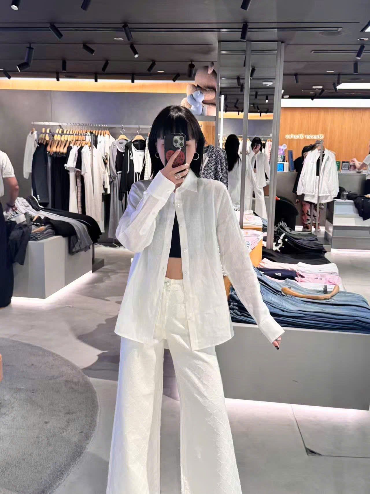  2.Áo Sơ mi LANK - trắng logo 1 nhỏ bên 