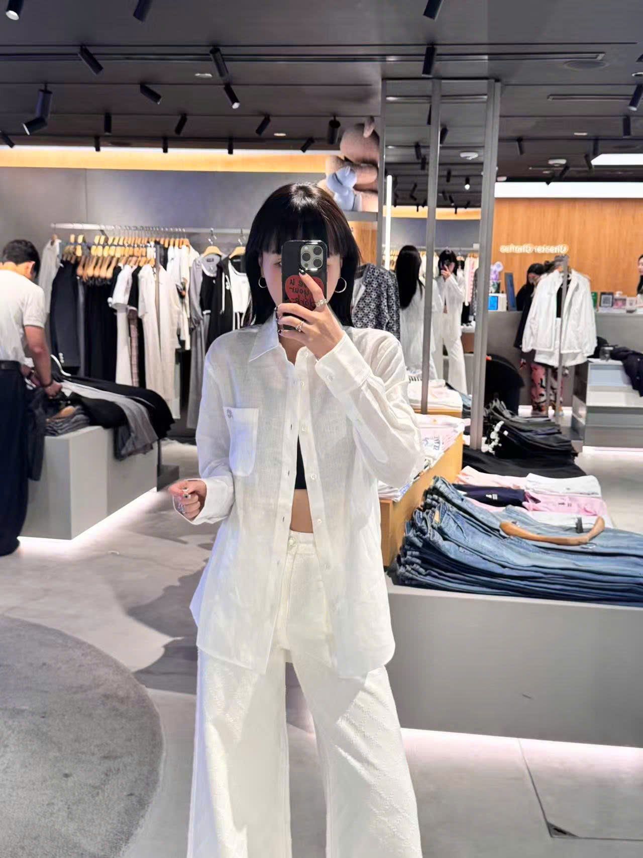  2.Áo Sơ mi LANK - trắng logo 1 nhỏ bên 