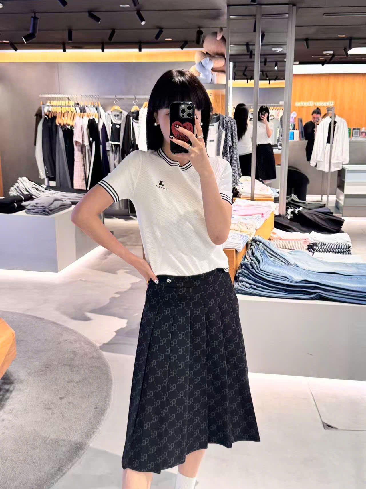  Chân váy đen dáng dài full logo CC 