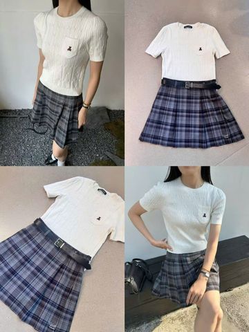  5.Áo trắng, vân sọc túi gấu 1 bên 