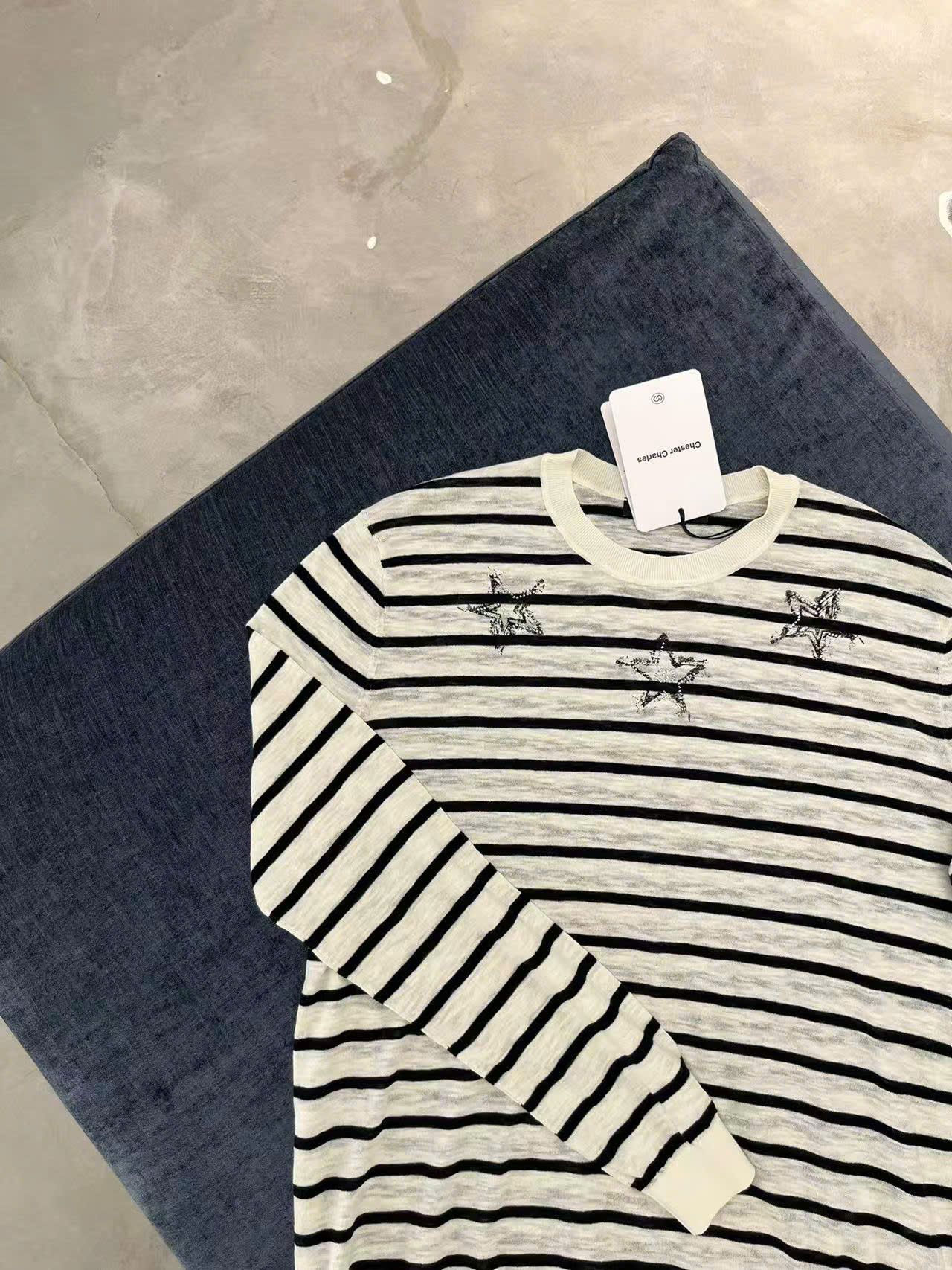  Áo kem kẻ dài tay , 3 ngôi sao ngực 