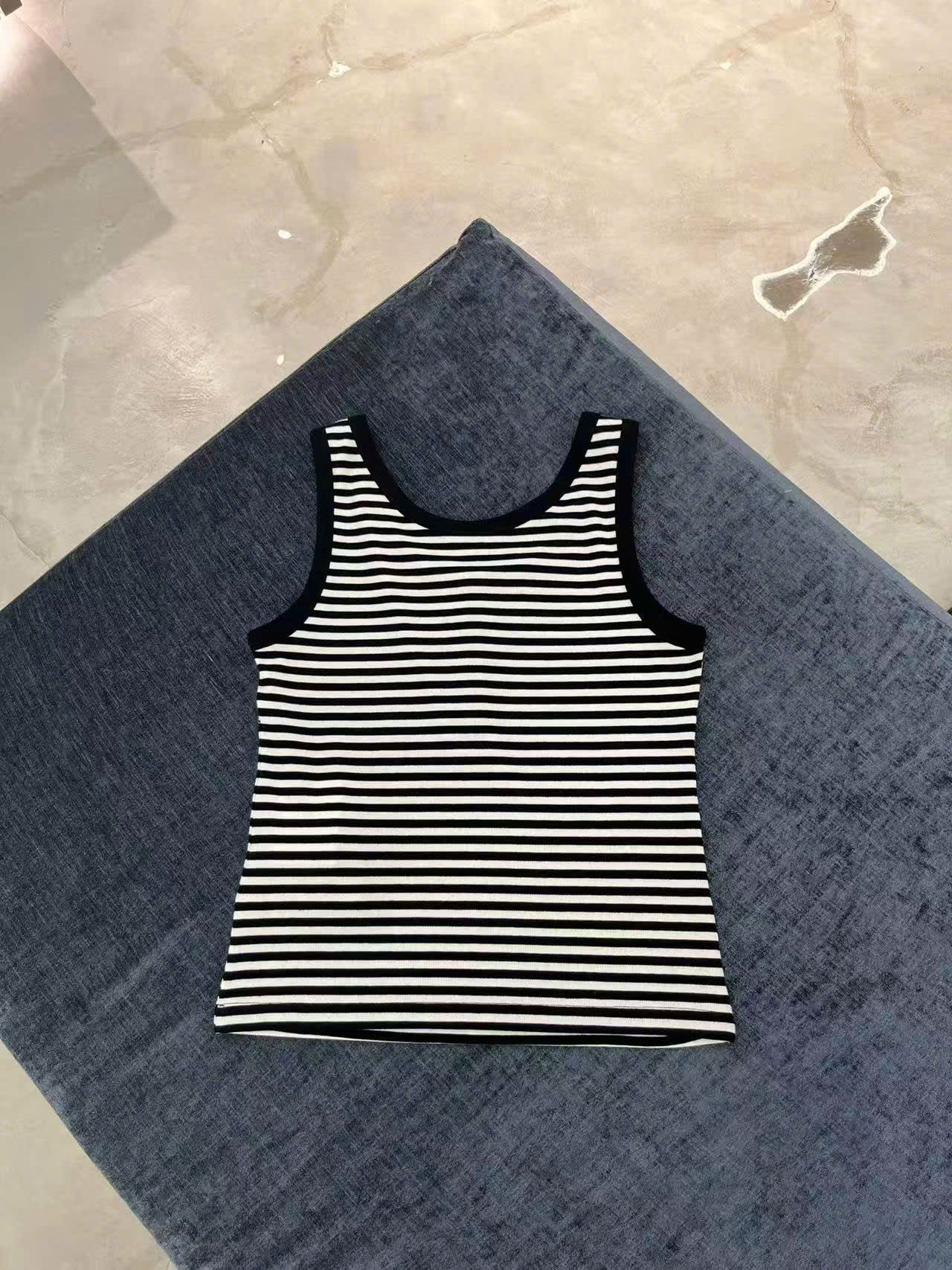  Áo tanktop kẻ nơ đen nhỏ 