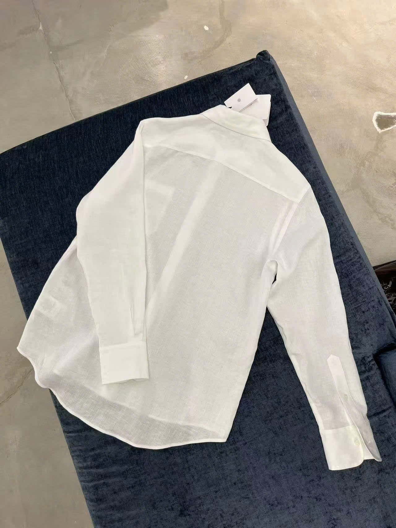  2.Áo Sơ mi LANK - trắng logo 1 nhỏ bên 