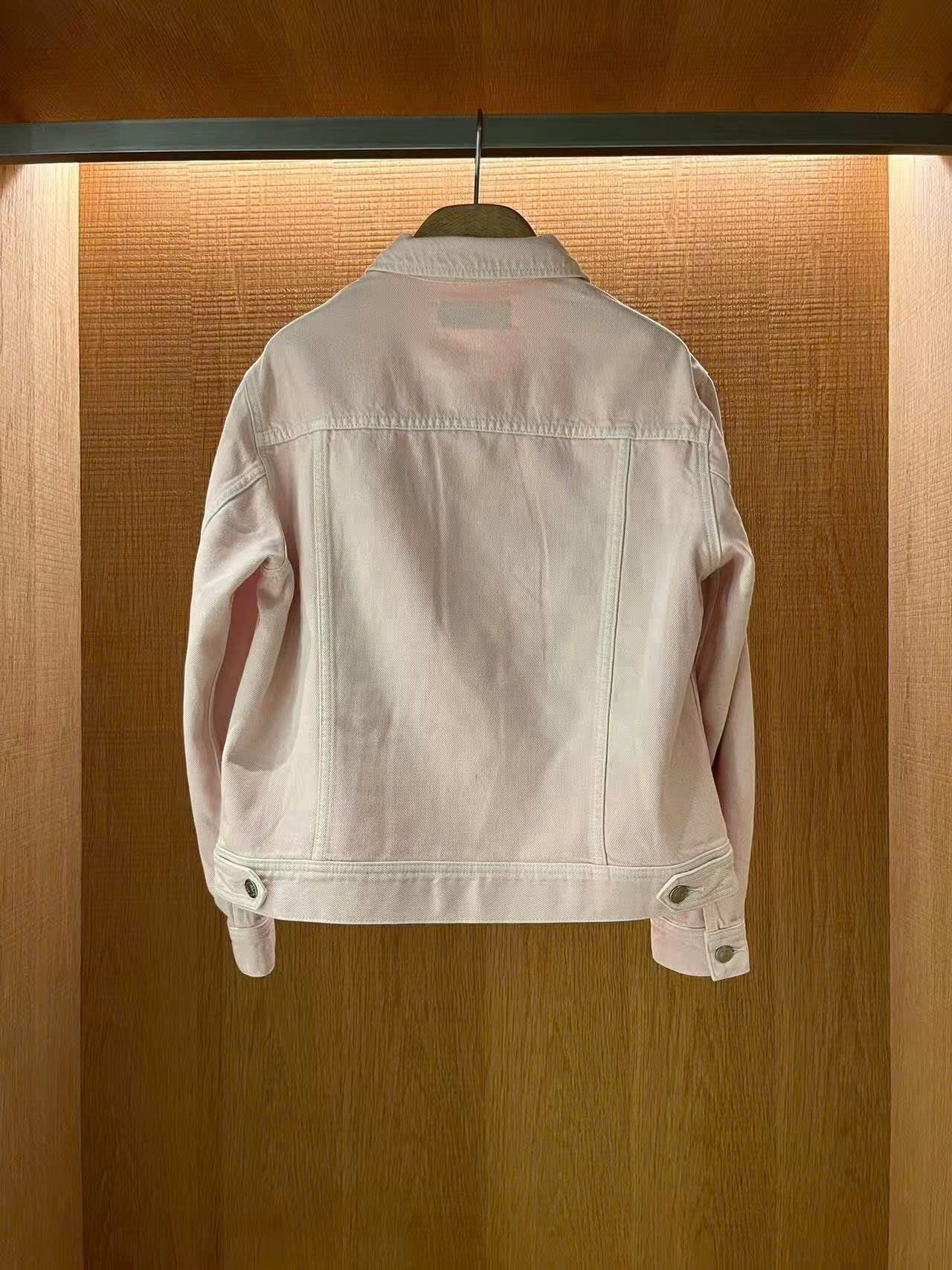  Áo khoác jean hồng 