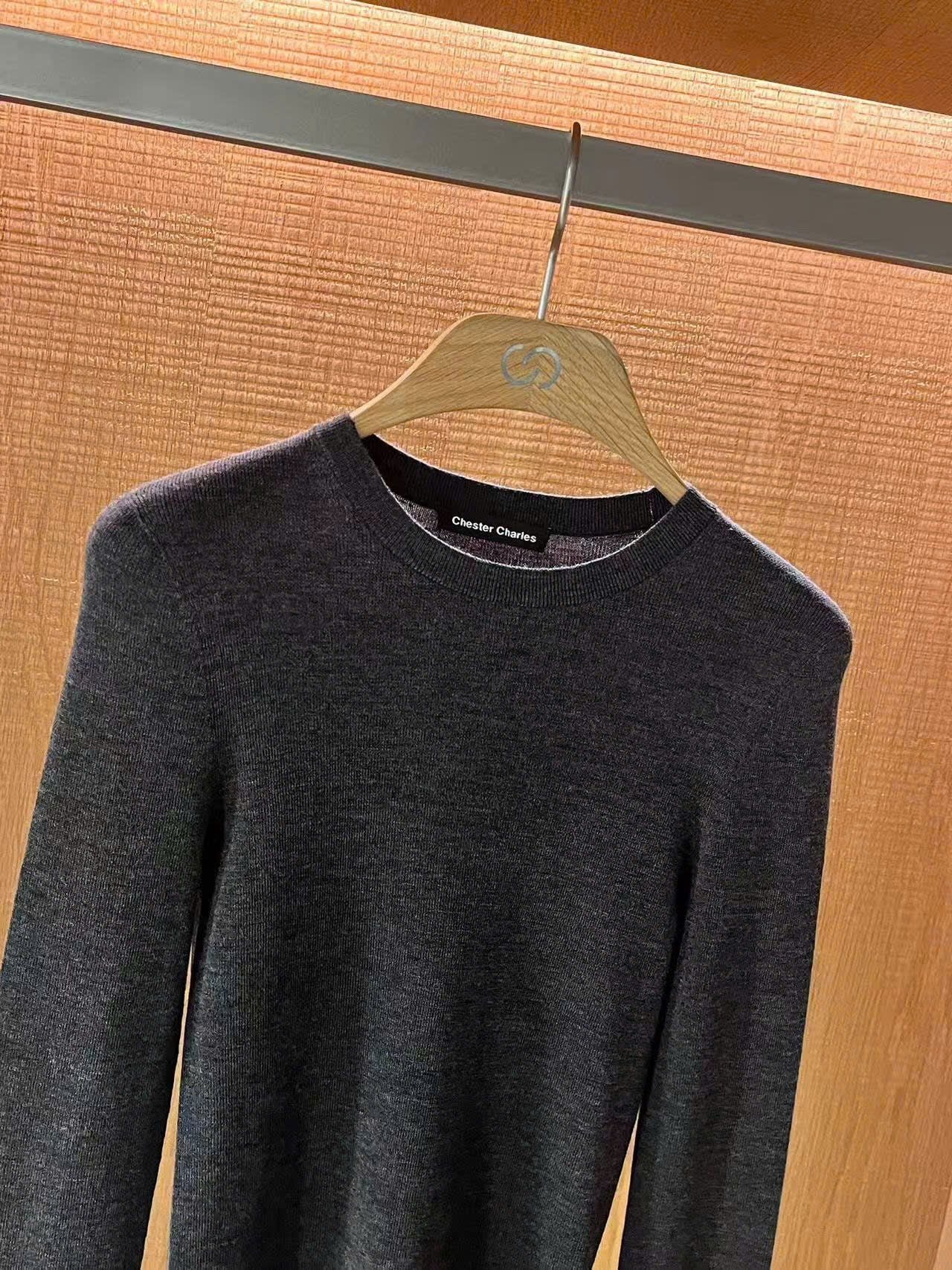  WOOL áo len màu xám dài tay 