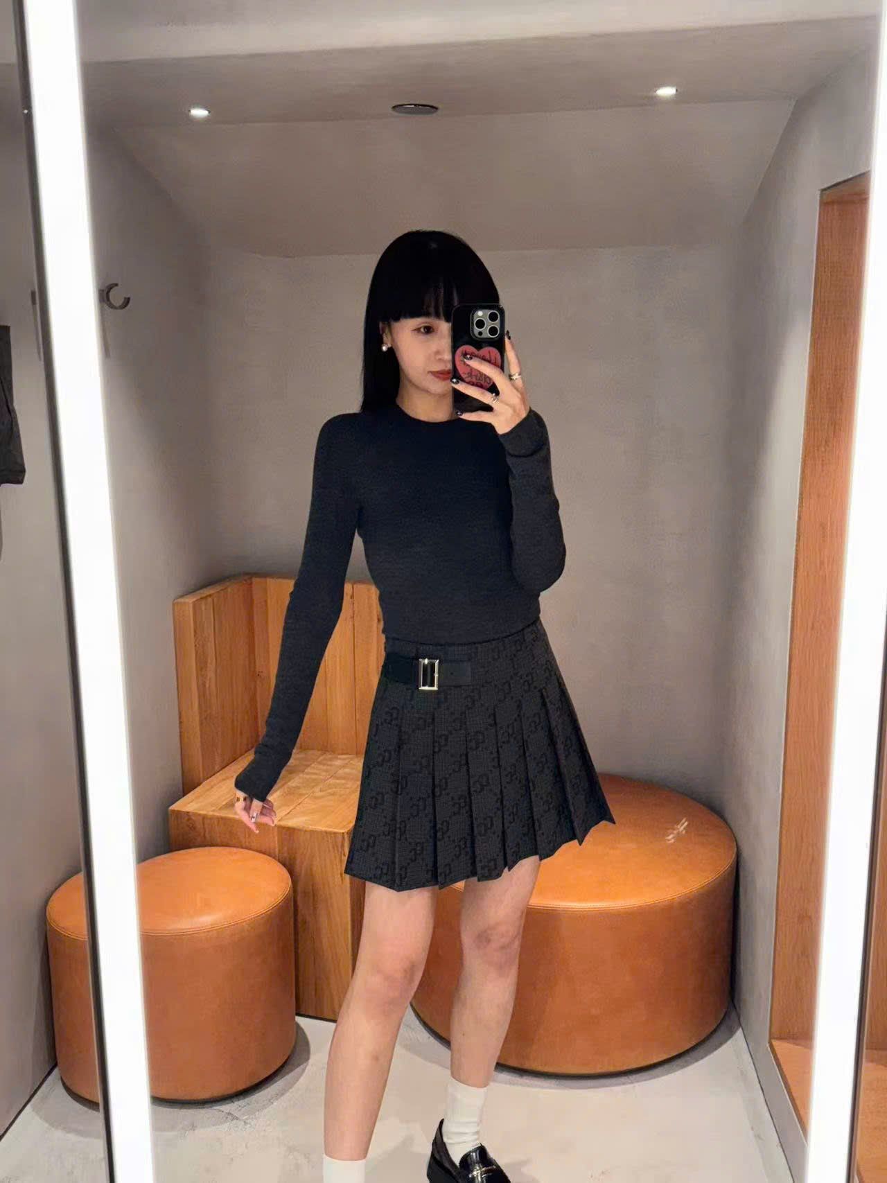  WOOL áo len màu xám dài tay 