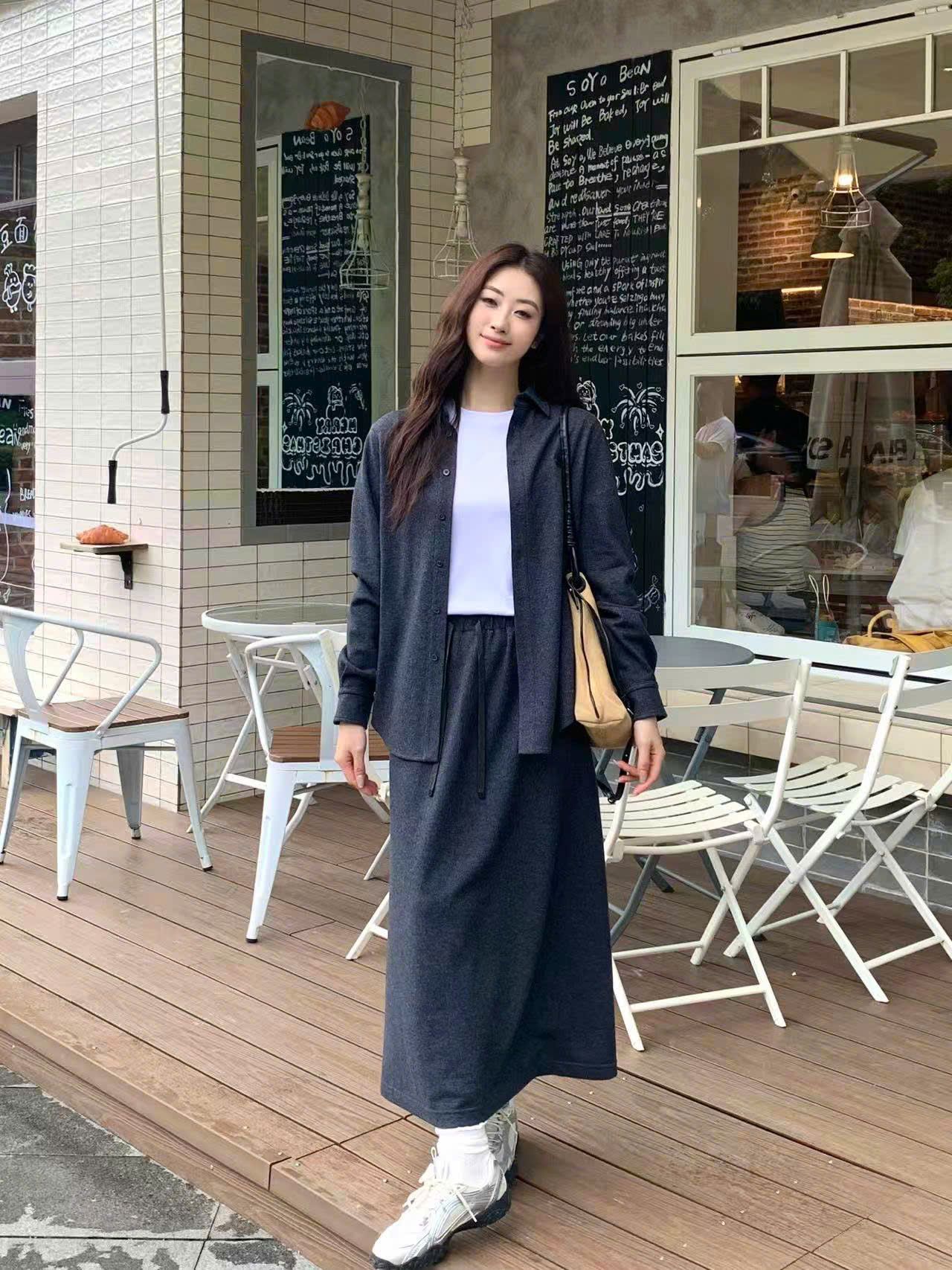  Chân váy xanh đậm - cạp chun dây rút 