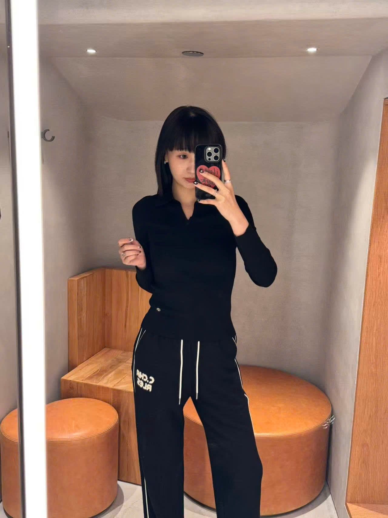  Quần nỉ đen dây rút - Chữ C.Charles trắng set 