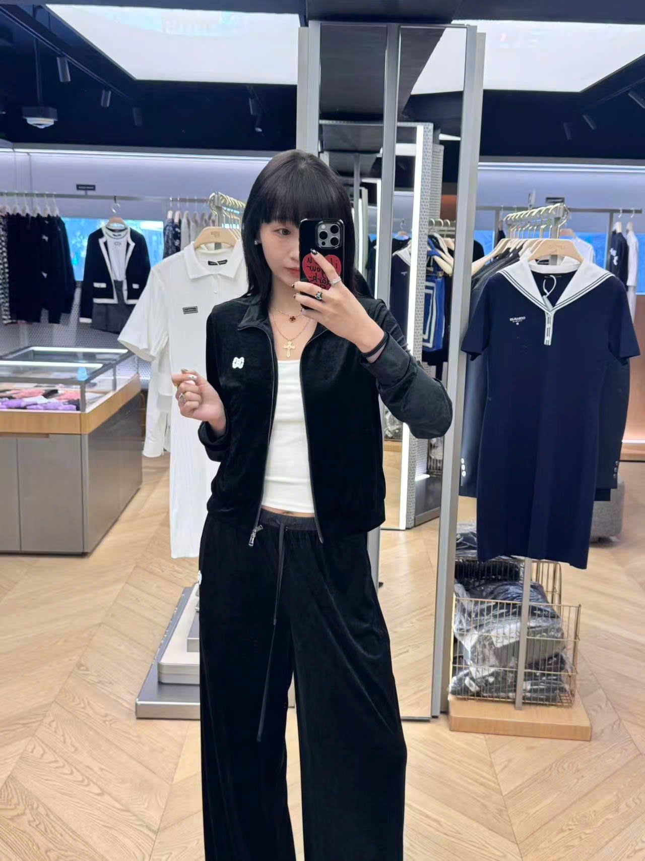  Bộ áo khoác nhung và quần nhung - Logo ngực trái set 