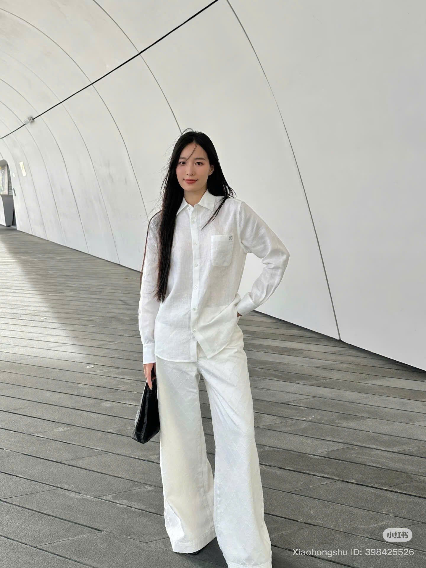  2.Áo Sơ mi LANK - trắng logo 1 nhỏ bên 