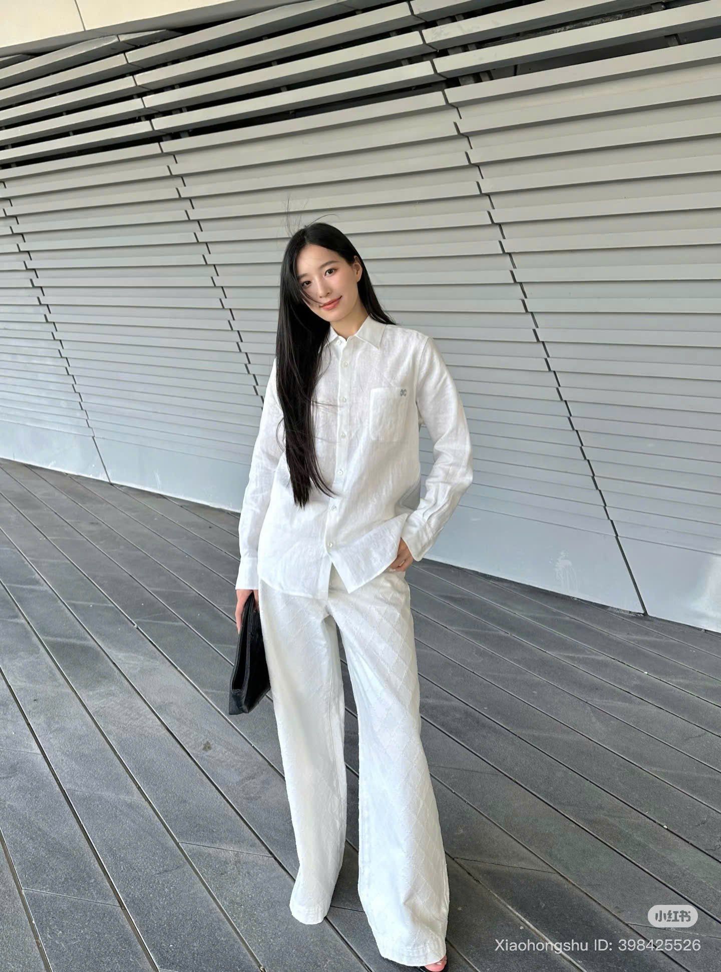  2.Áo Sơ mi LANK - trắng logo 1 nhỏ bên 