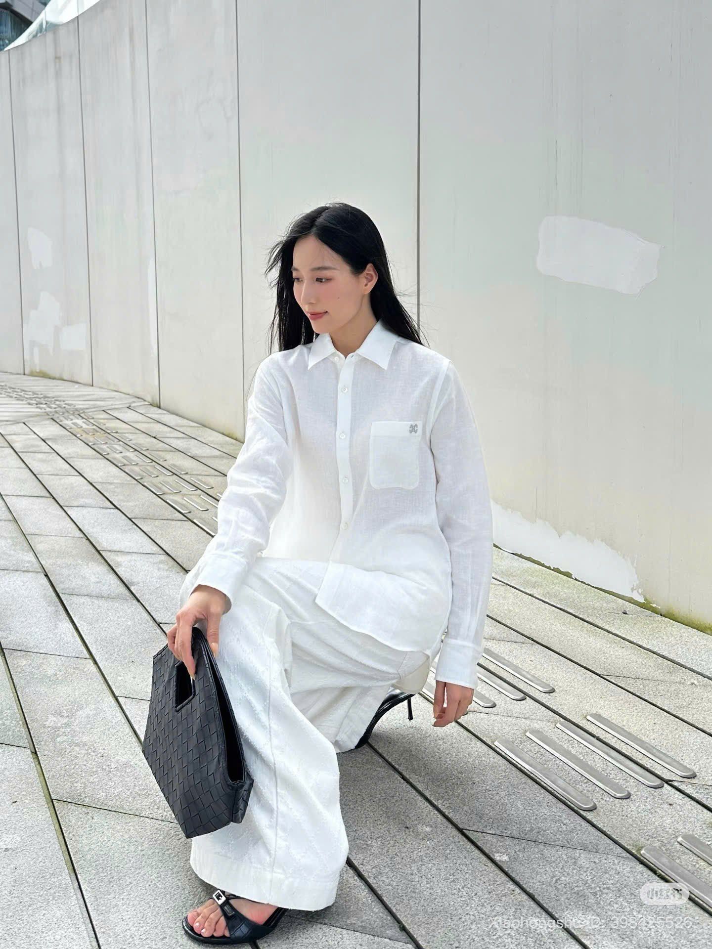  2.Áo Sơ mi LANK - trắng logo 1 nhỏ bên 