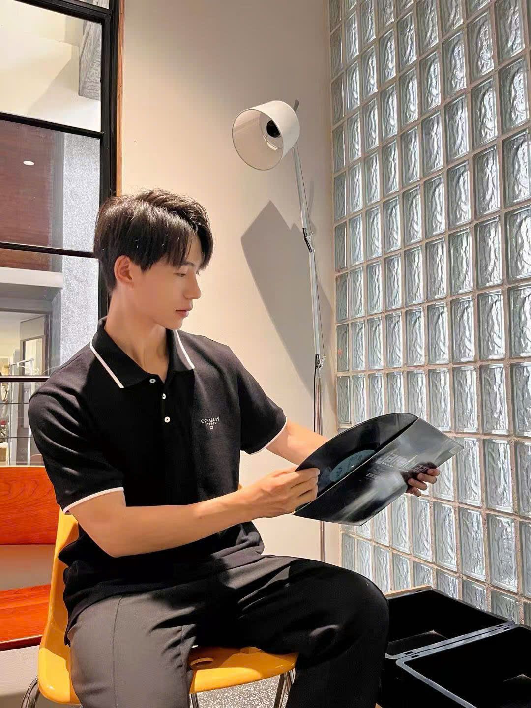  Áo polo đen Nam CC- cố viền trắng logo ngực 