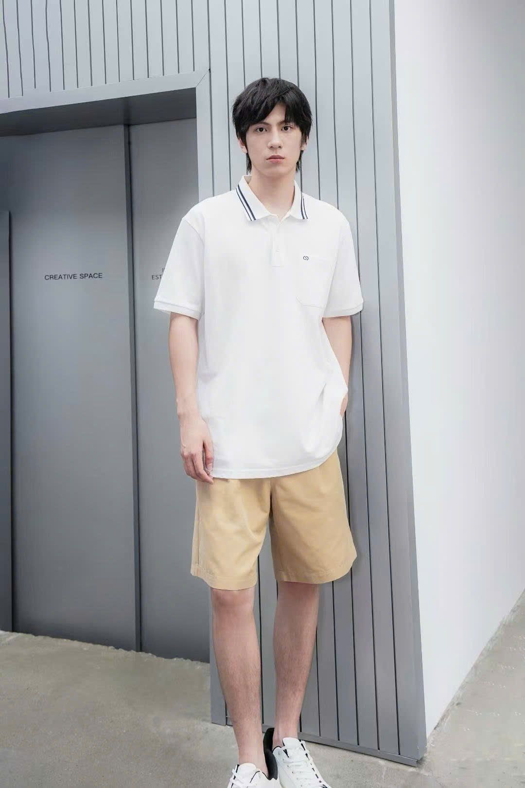  Áo polo trắng Nam CC, cổ viền đen 1 túi 