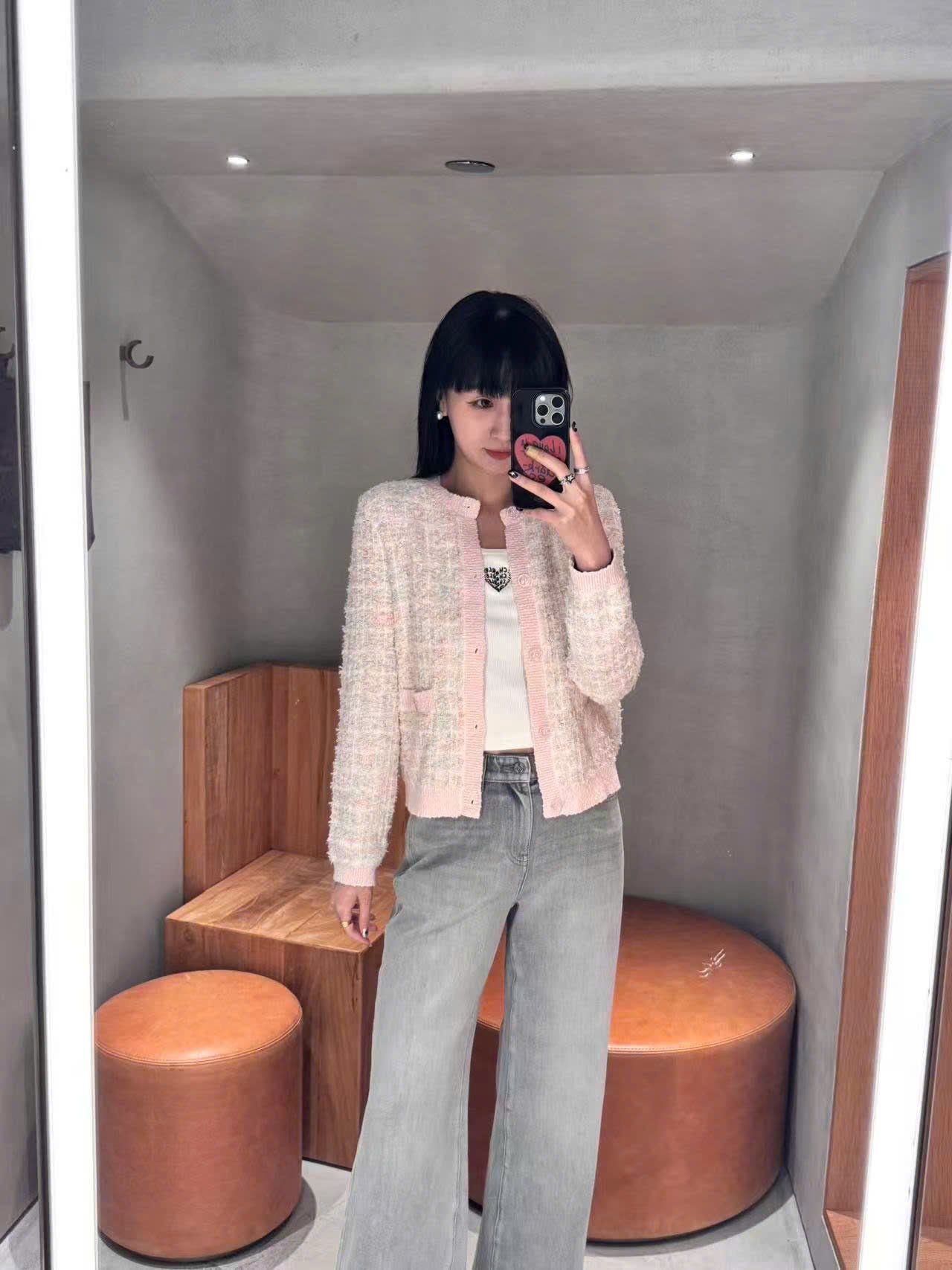  Áo CDG hồng kẻ trắng sắc mầu 