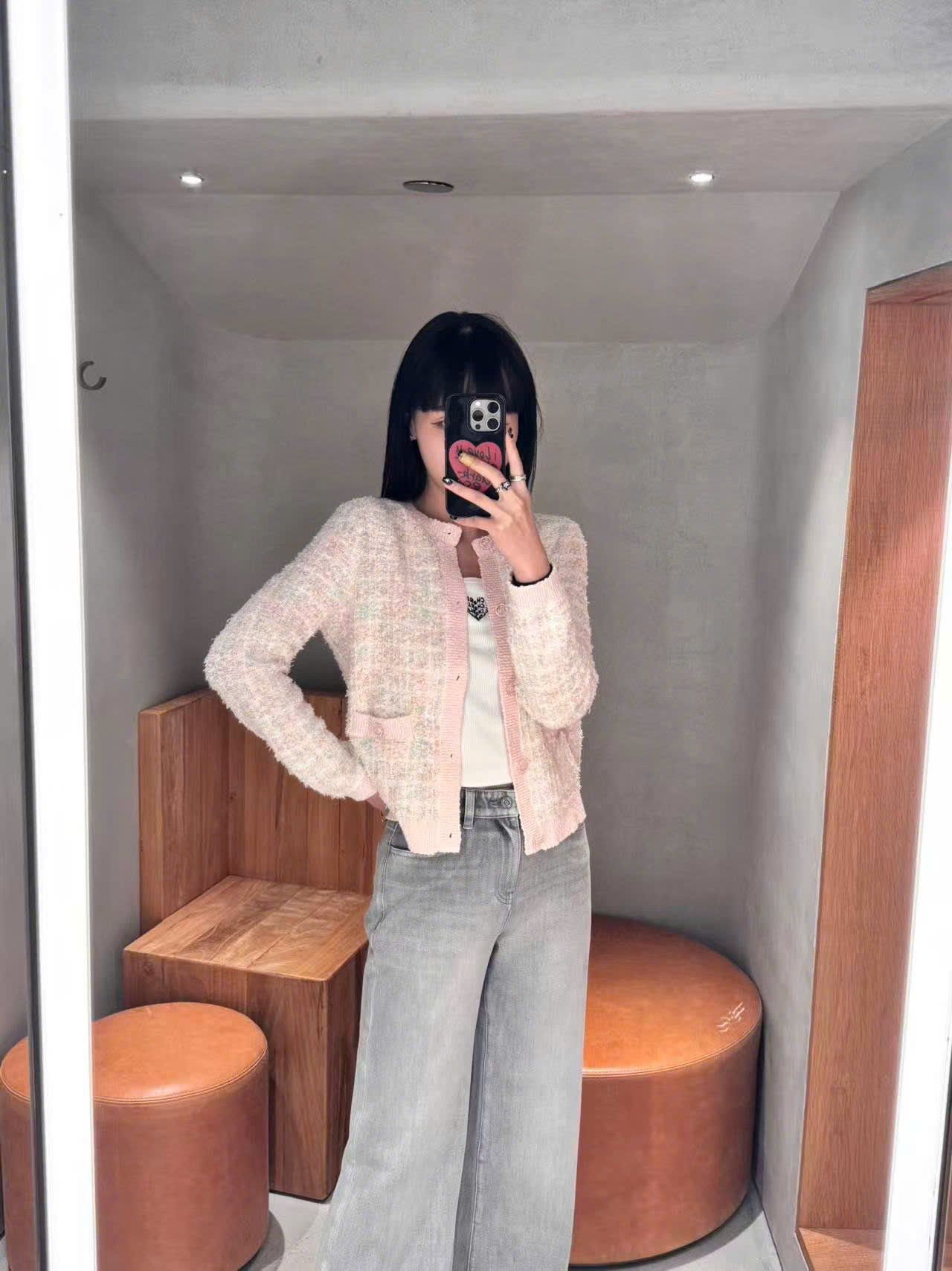  Áo CDG hồng kẻ trắng sắc mầu 