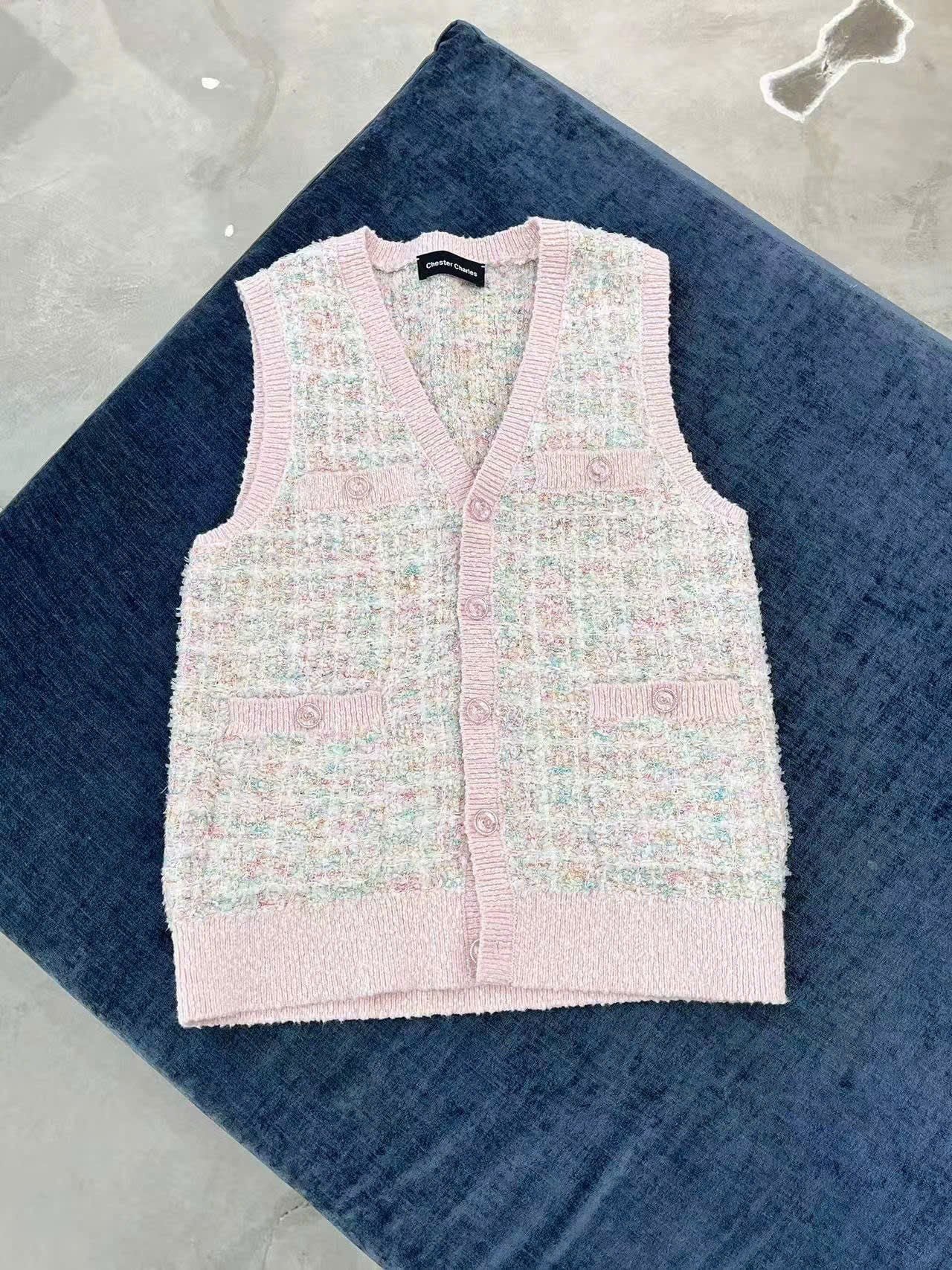  Áo Ghile hồng sắc mầu, viền hồng cúc hồng 