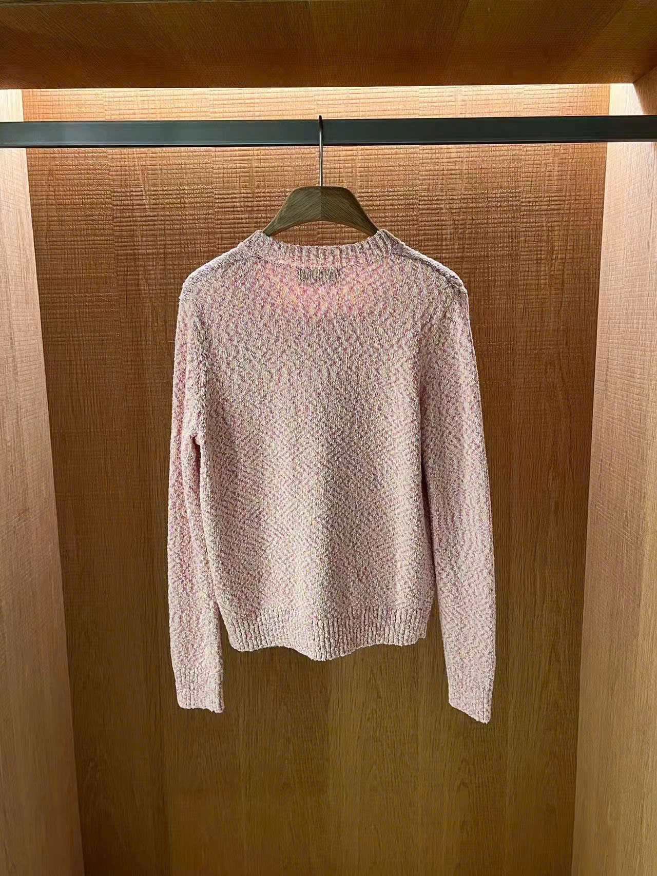  Áo CDG hồng Coral , cúc trắng logo 