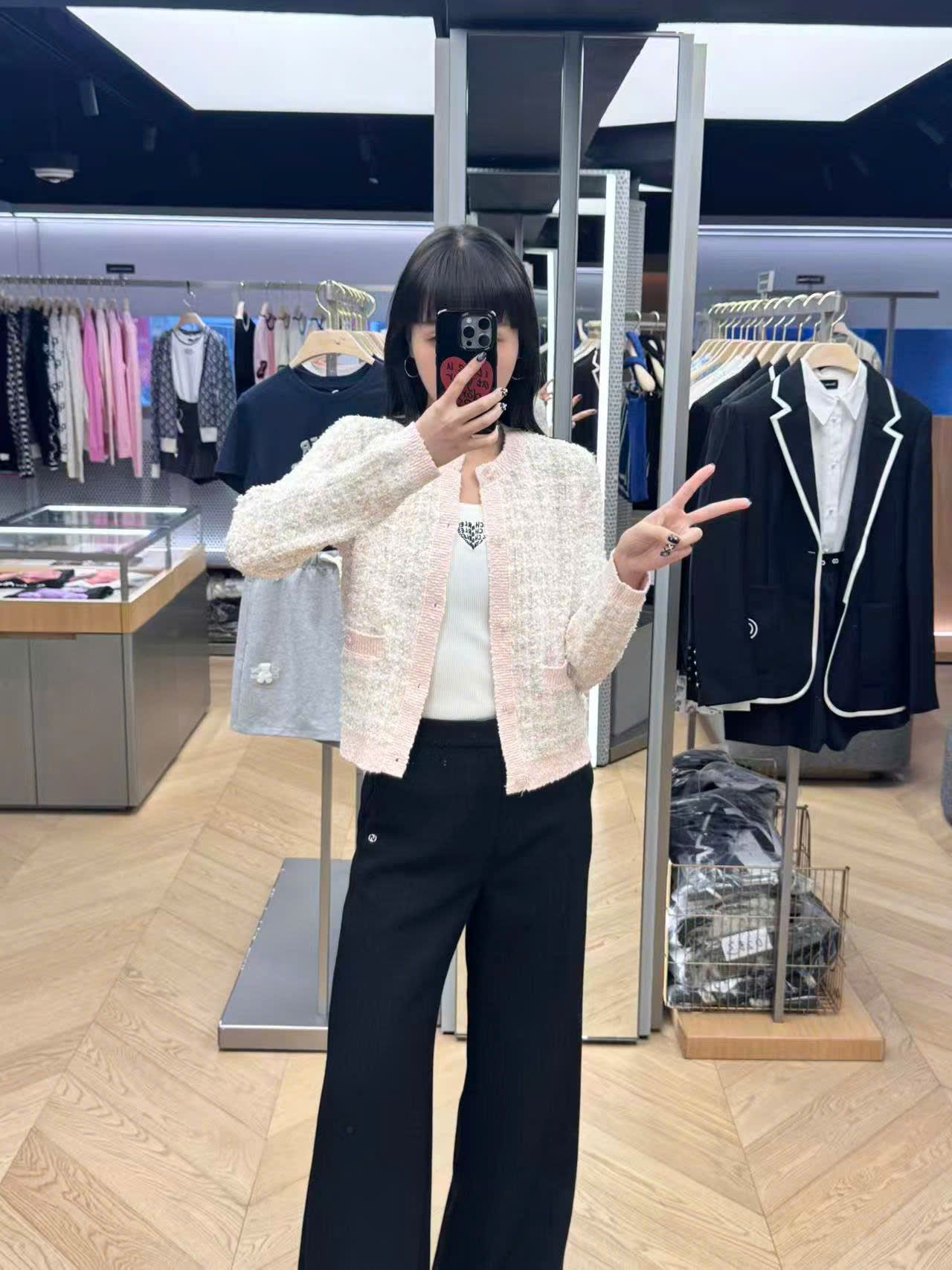  Áo CDG hồng kẻ trắng sắc mầu 