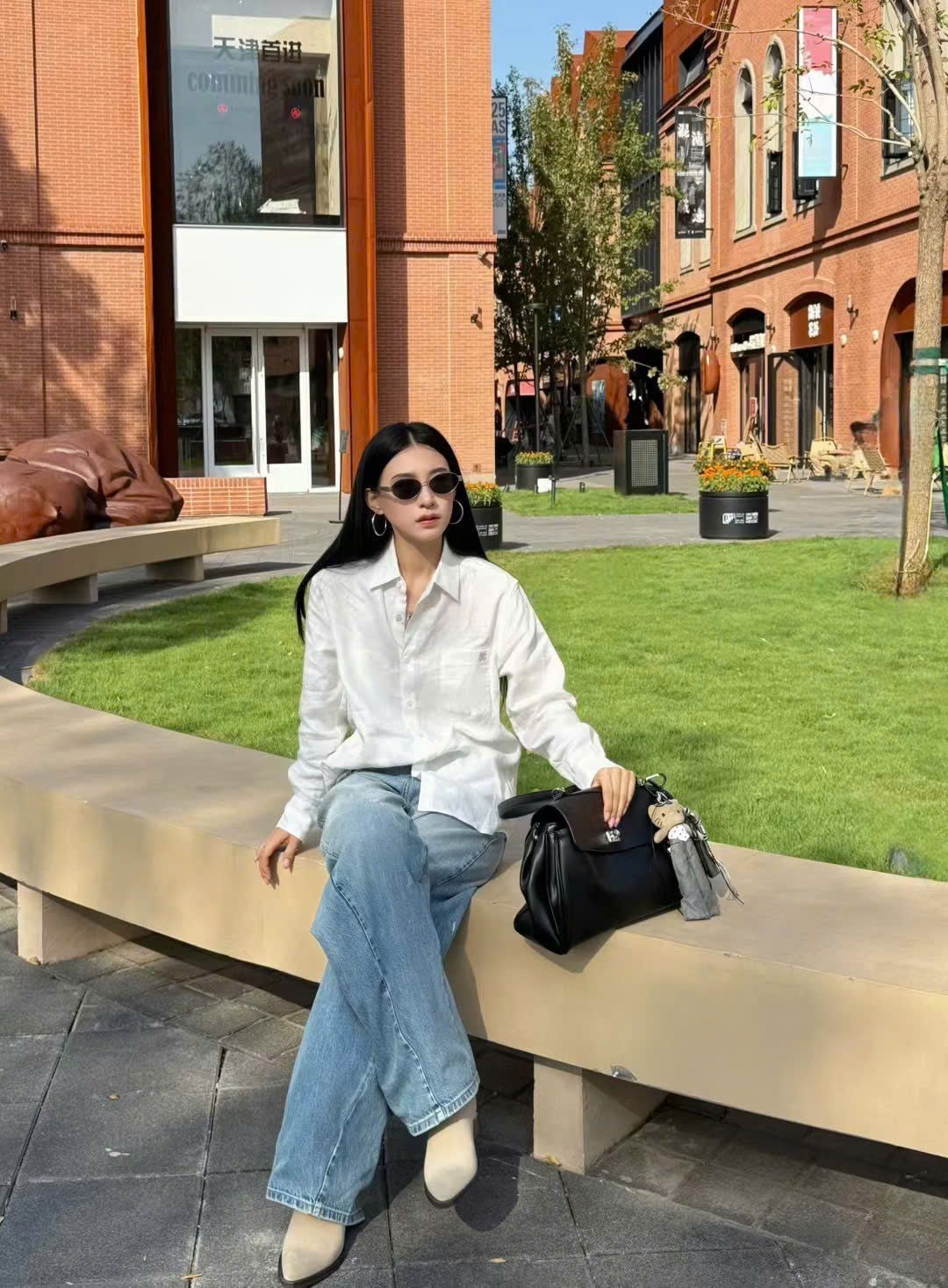  2.Áo Sơ mi LANK - trắng logo 1 nhỏ bên 