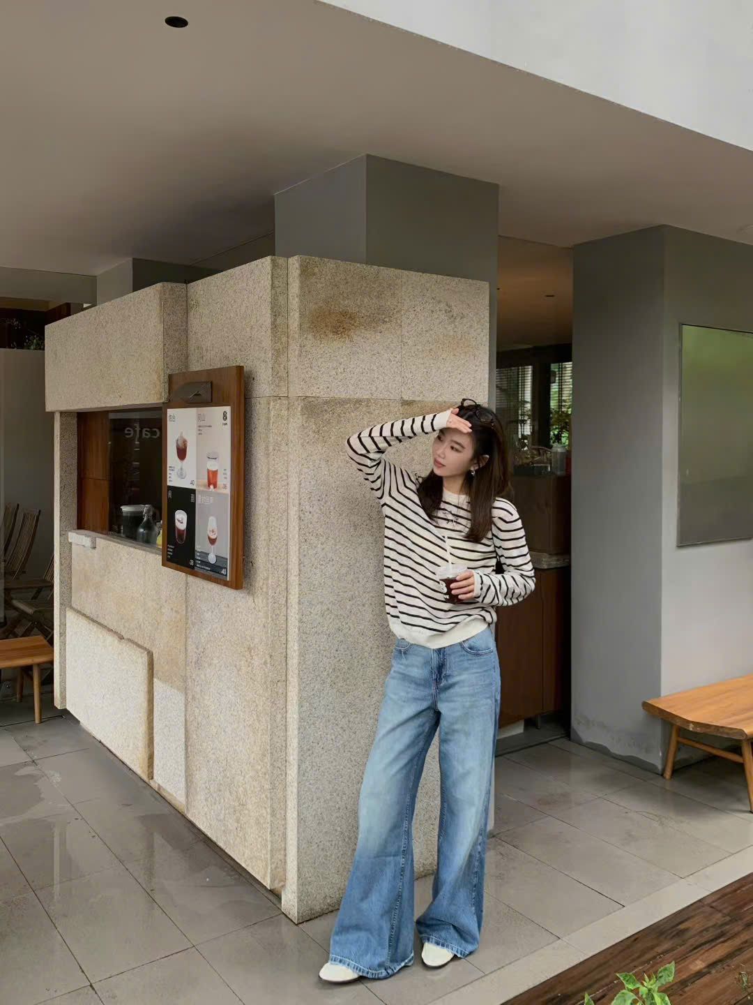  Áo kem kẻ dài tay , 3 ngôi sao ngực 