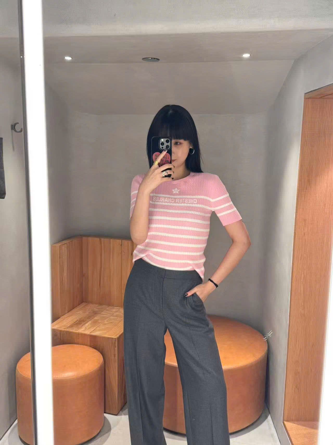  1.Quần vải xám, đai tăng chỉnh 2 bên 