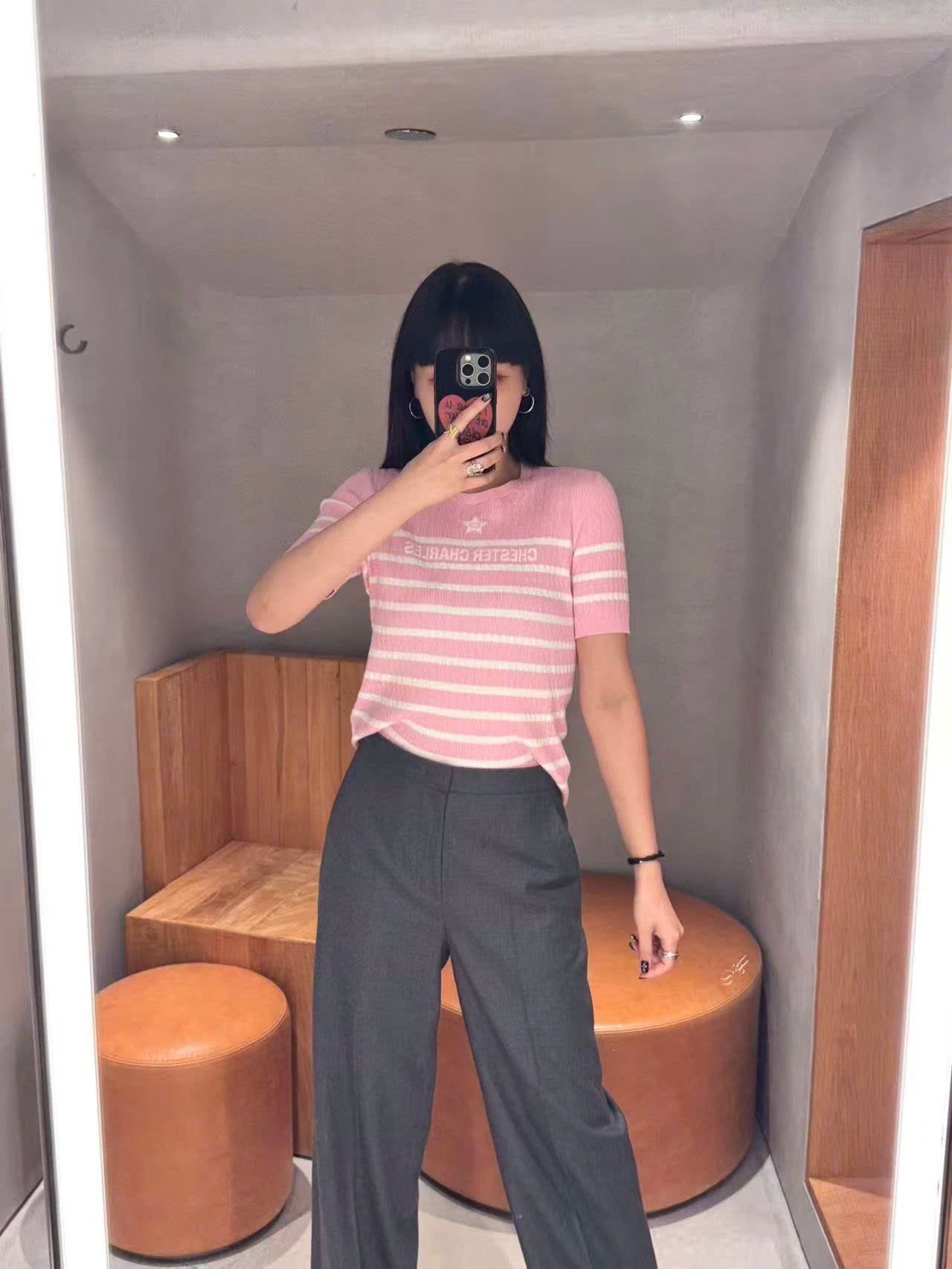  1.Quần vải xám, đai tăng chỉnh 2 bên 