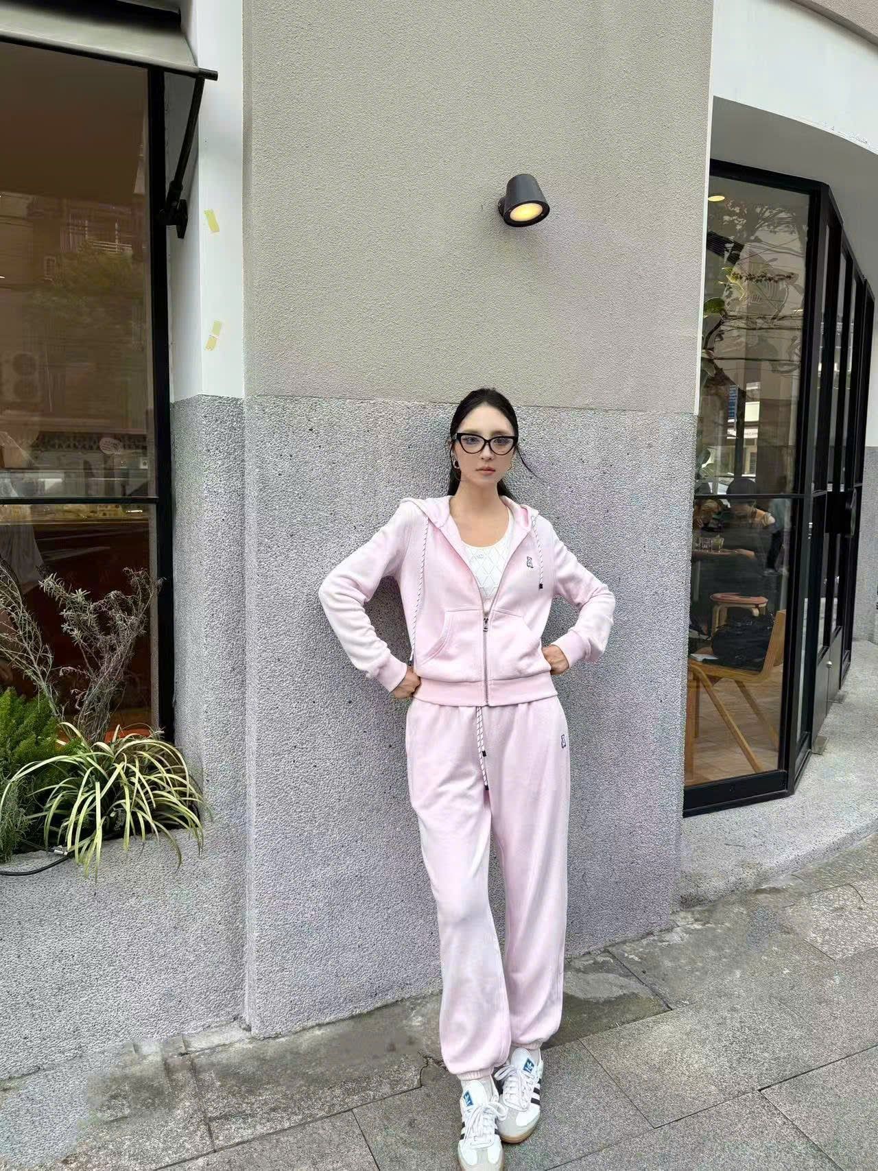  Bộ Áo khoác nỉ có mũ và quần nỉ hồng bo chun - dây rút trắng set 