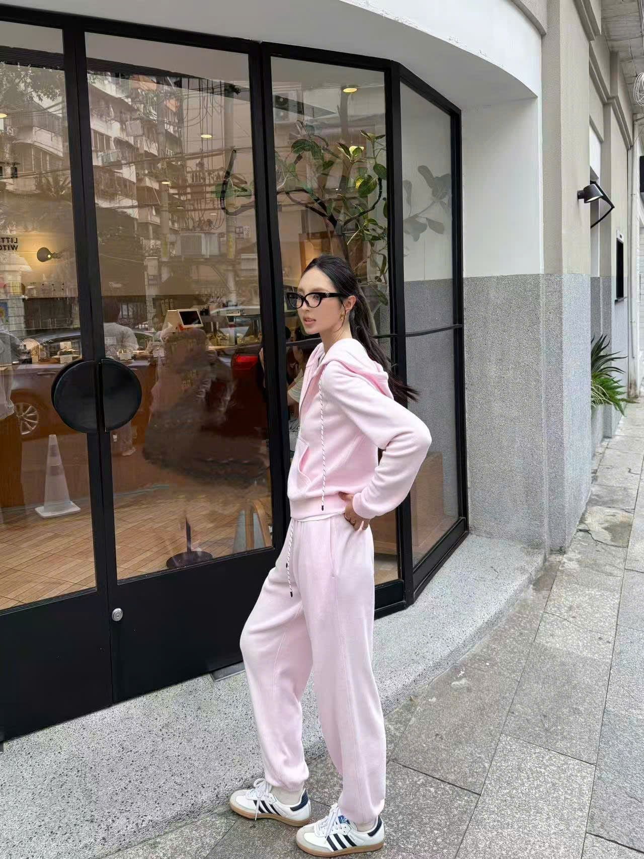  Bộ Áo khoác nỉ có mũ và quần nỉ hồng bo chun - dây rút trắng set 