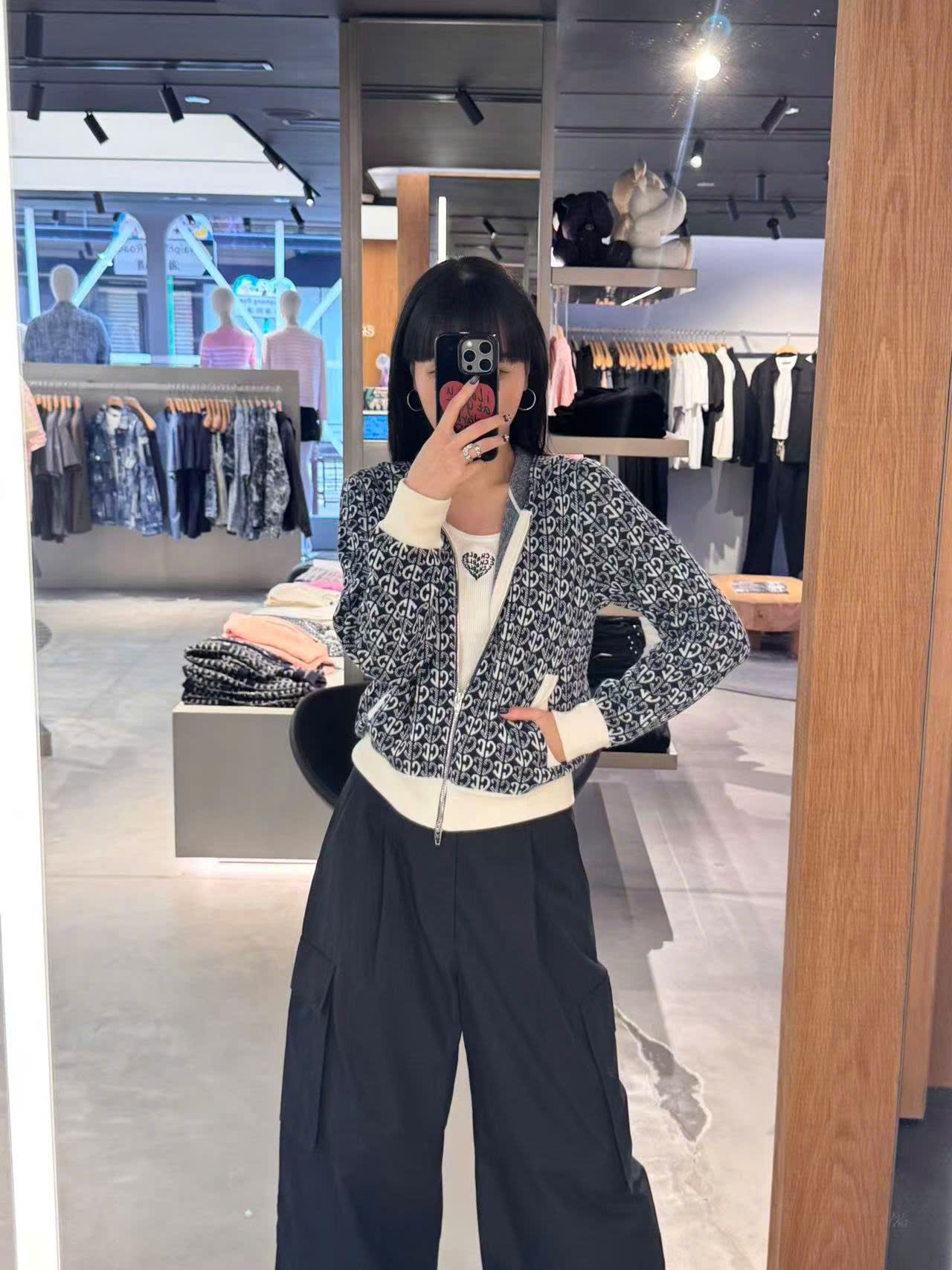  Quần túi hộp - Đen 