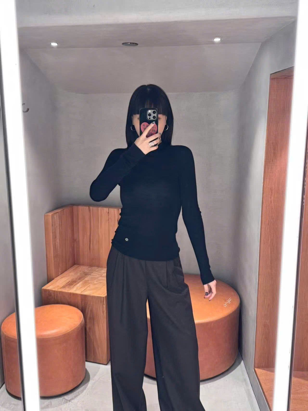  Cashmere - Áo len dài tay Đen 