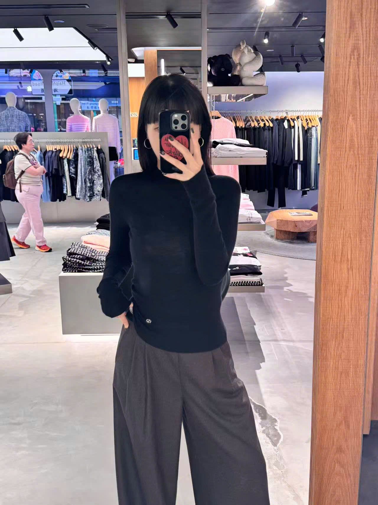  Cashmere - Áo len dài tay Đen 