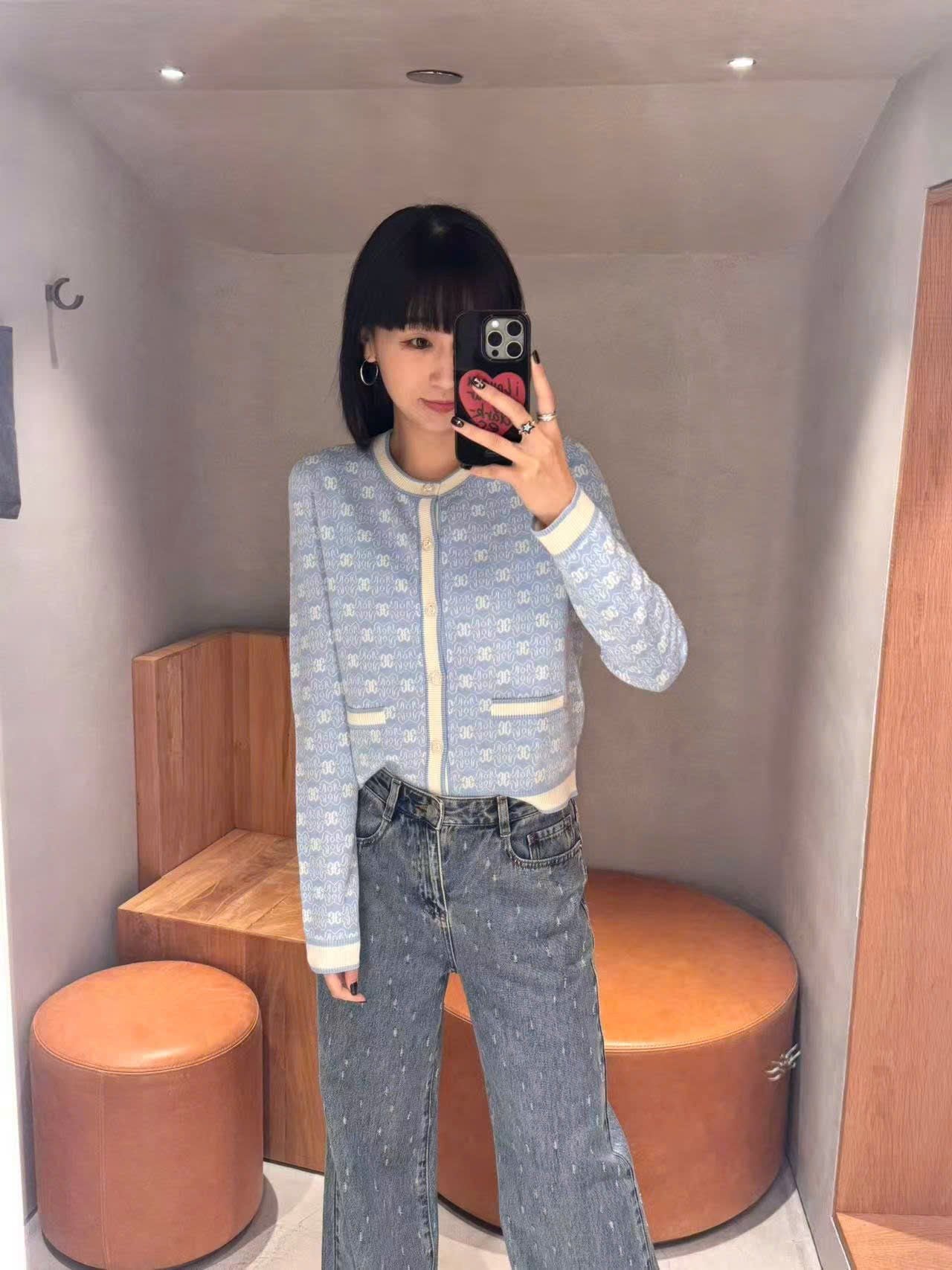  Áo CDG xanh biển full logo, viền trắng 