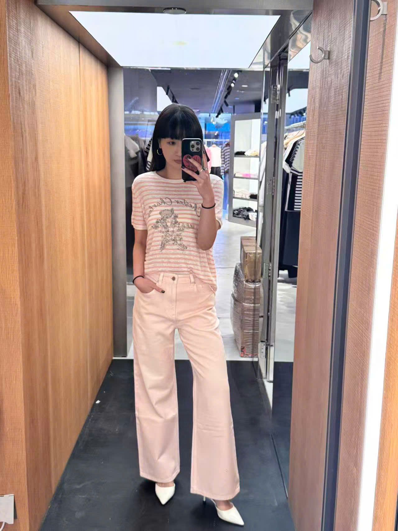  Áo ngắn tay kem kẻ HỒNG, ngực gấu ôm sao 