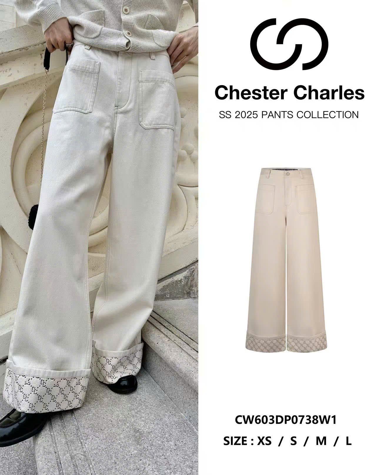  2.Quần jean trắng gập gấu 