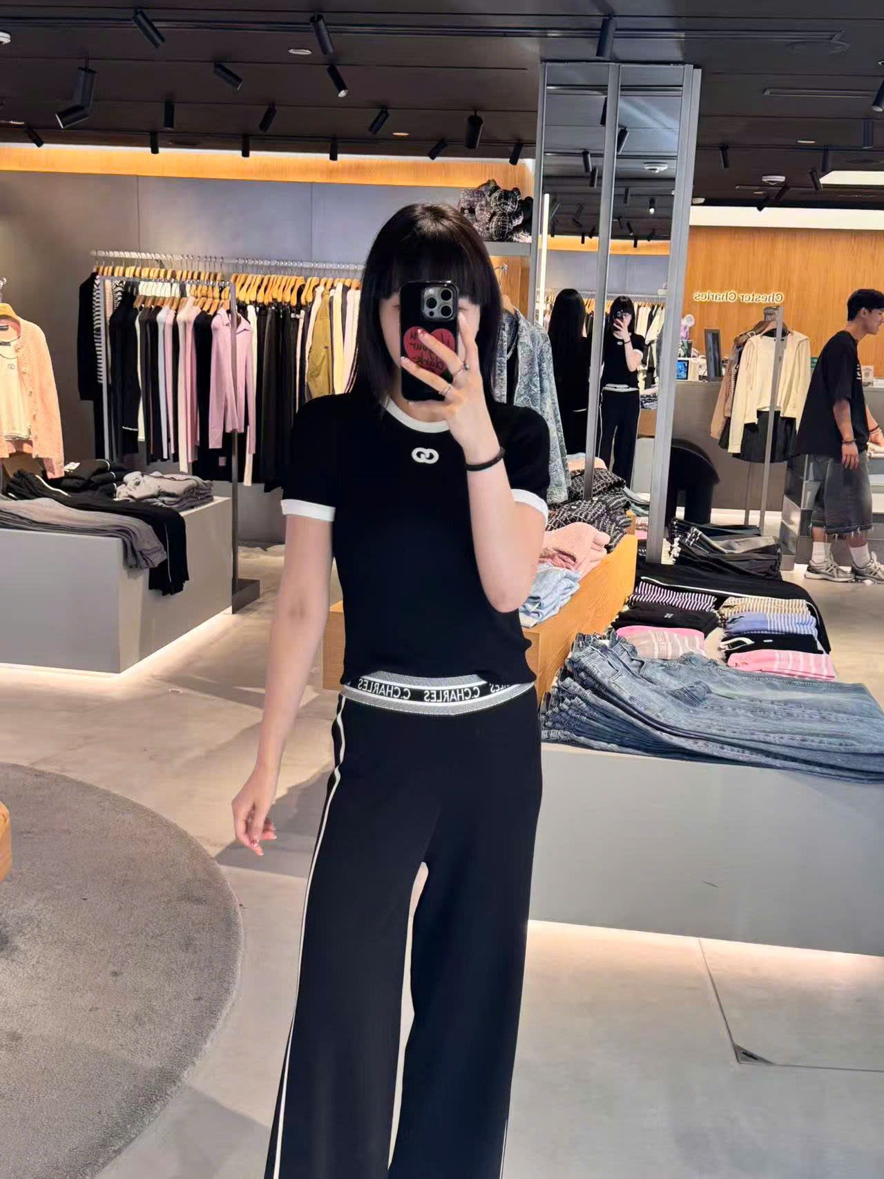  Quần len mongtoghi cạp chữ 