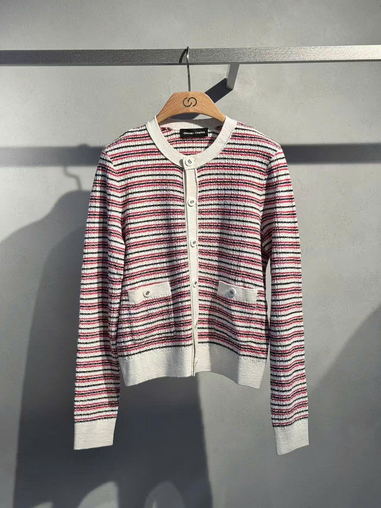  Áo CDG trẳng kẻ đỏ viền trắng 