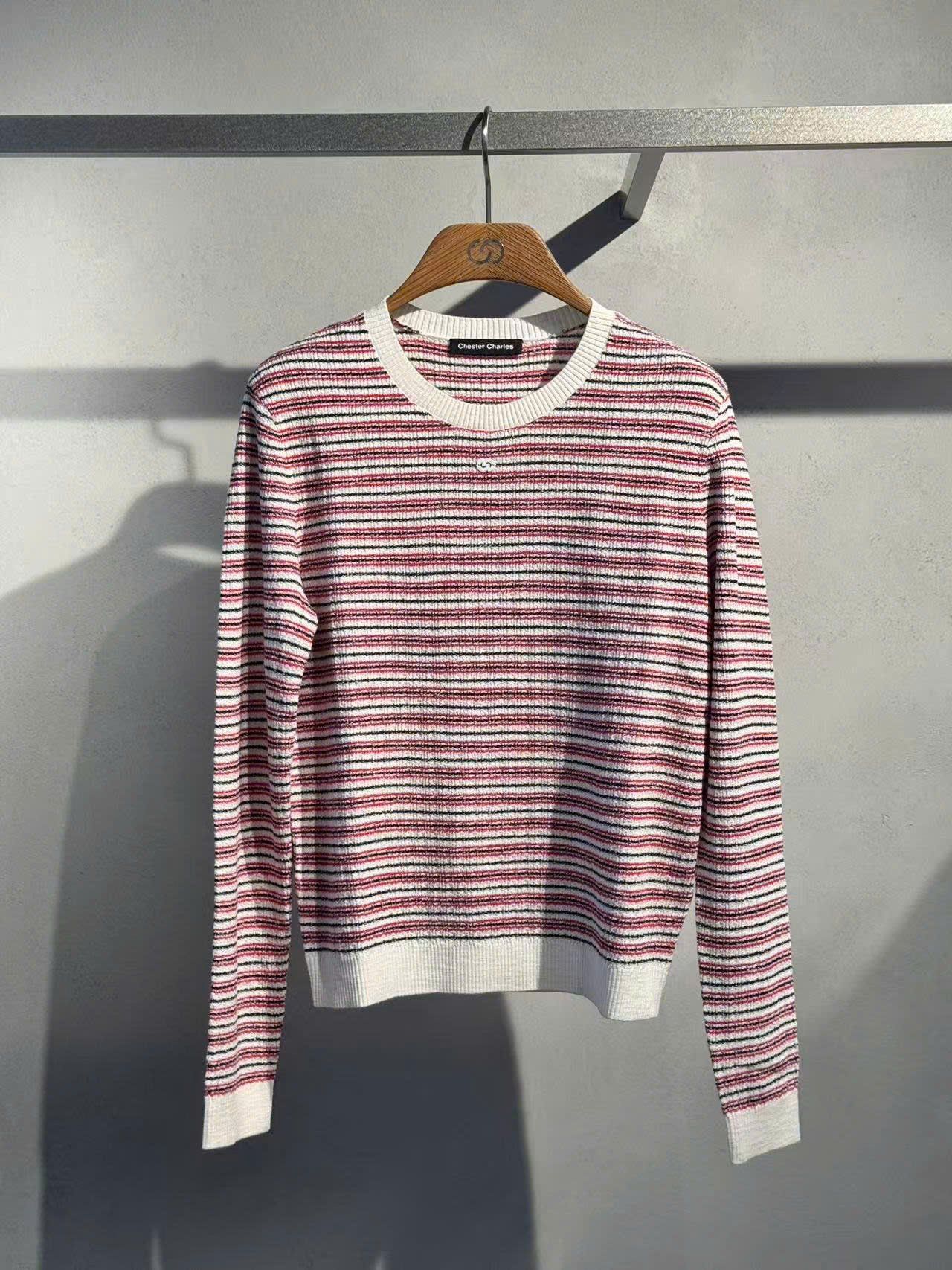  Áo dài tay trắng kẻ đỏ viền trắng, bo gấu 