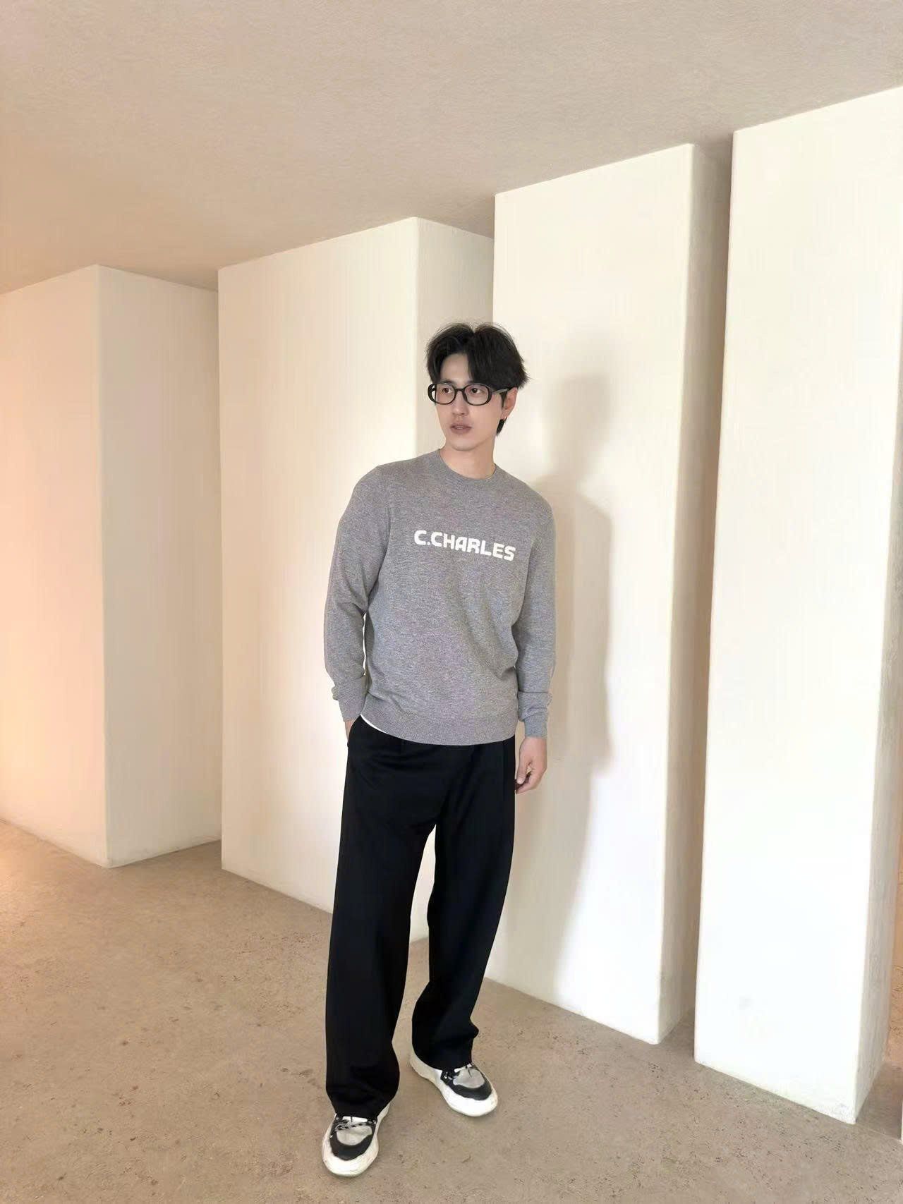  Áo len Nam xám, Chữ logo trắng 