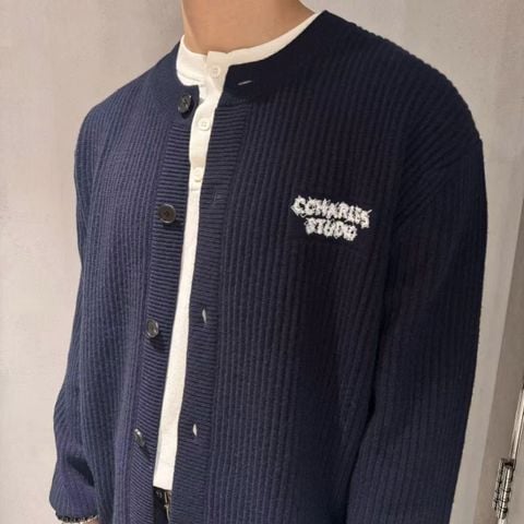  Áo khoác nam tím than CC, cúc cài chữ Logo ngực 