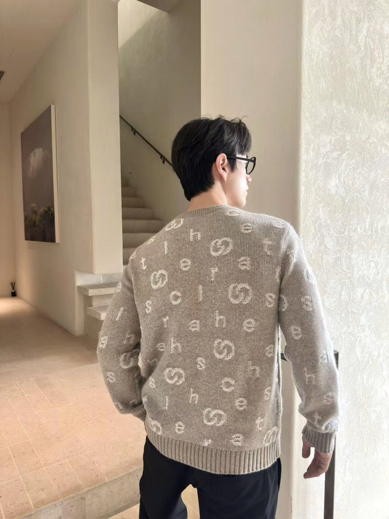  Áo len Nam CC dài tay, nâu logo chữ 