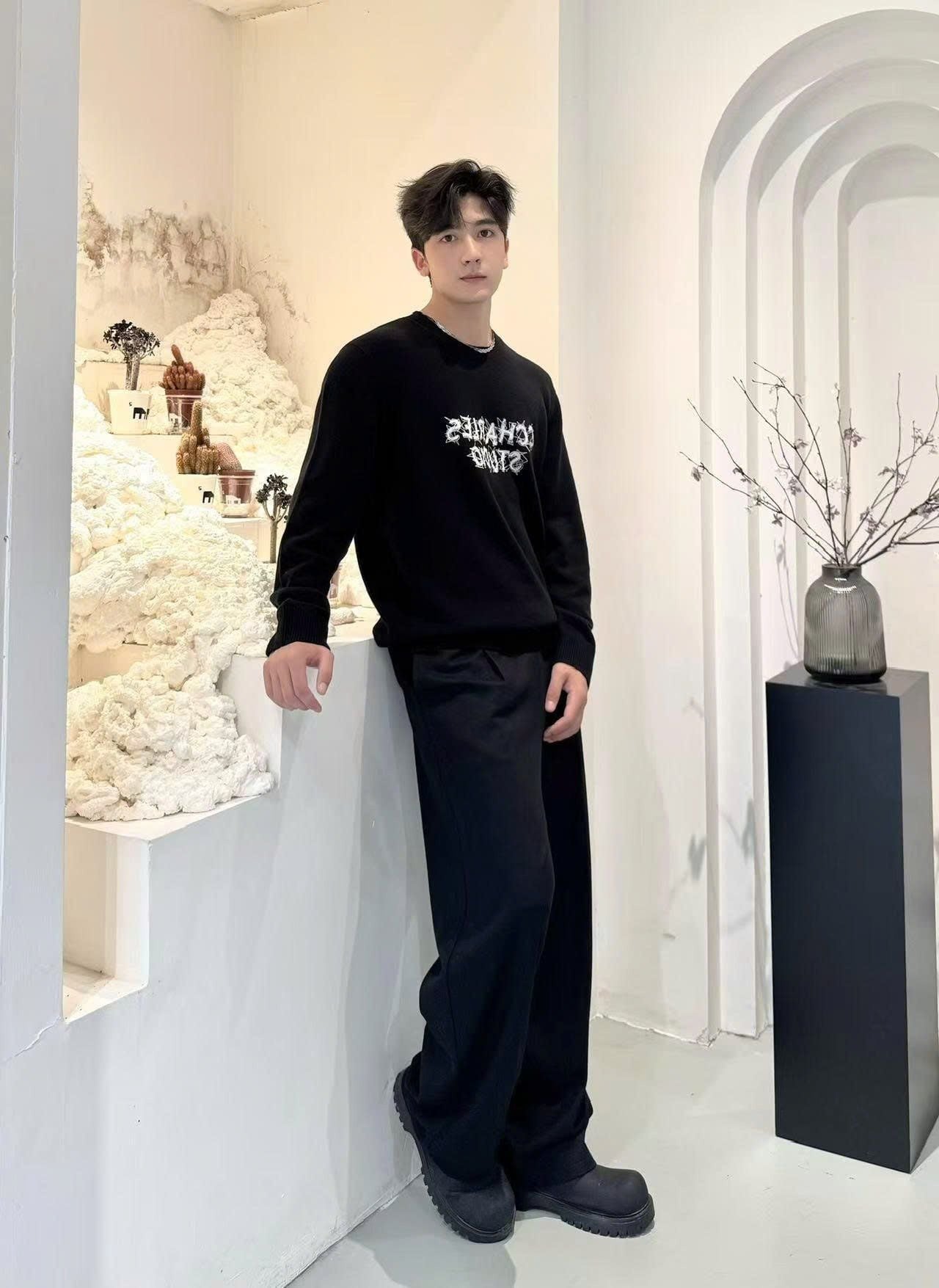  1.Áo Nam CC dài tay đen, chữ Studio ngực 