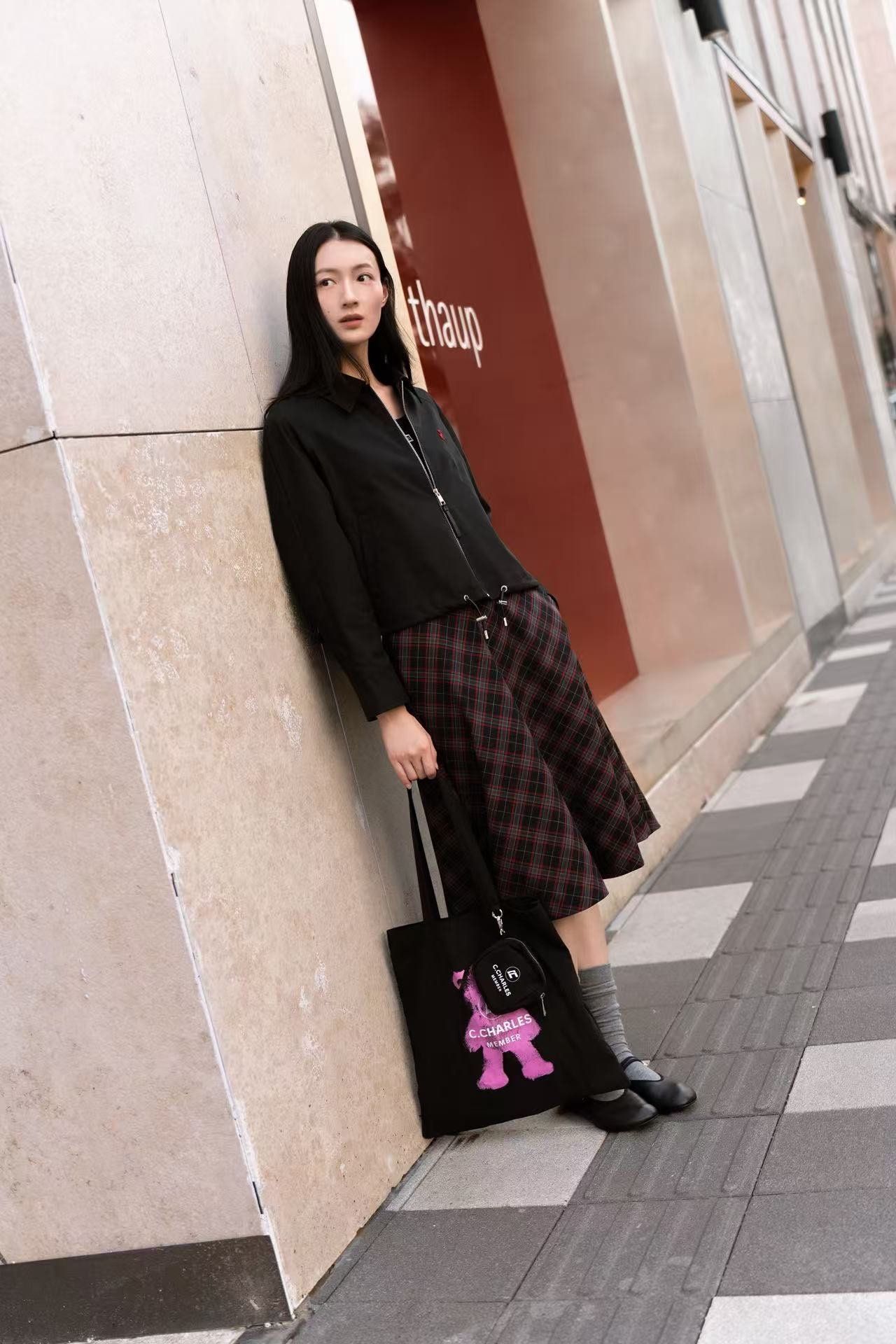  Chân váy dài kẻ đỏ đen 